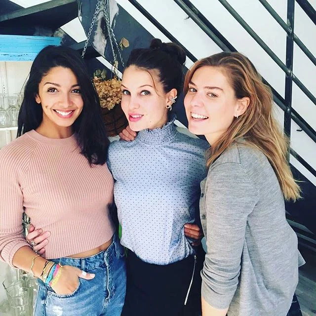 Happy sunday avec des guests magnifiques ! ☀️🍒 #brunch #photooftheday #photography #selfie #love #green #food #foodporn #foodgram #instagood #instafood #glutenfree #healthy cc @teah_dev @paulineweber_