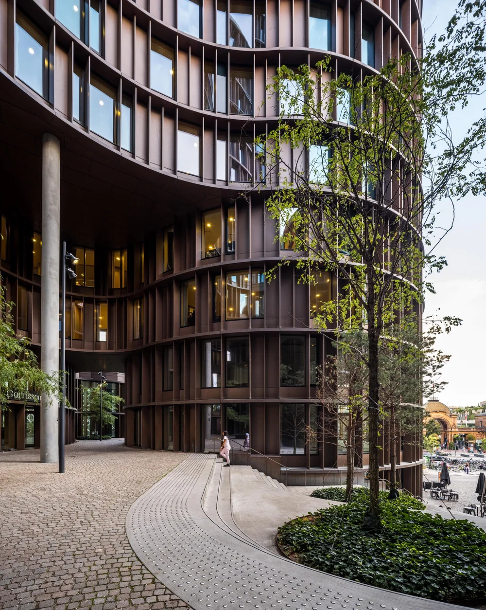 Axel Towers | Office Building | Commercial Architecture in the Urban Space