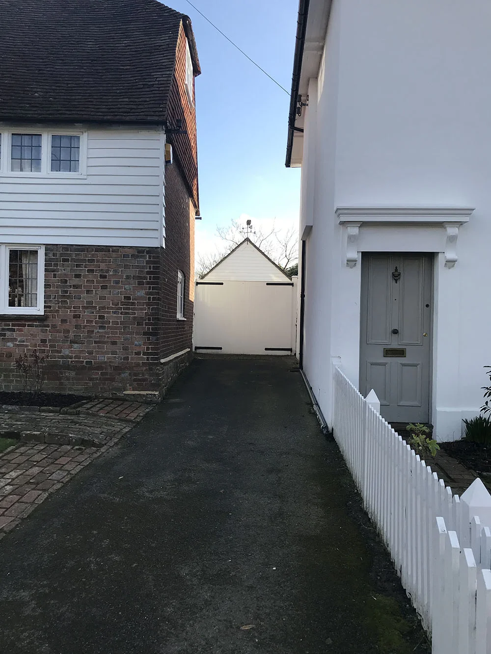 8 - The garage of 74 High Street, Lindfield