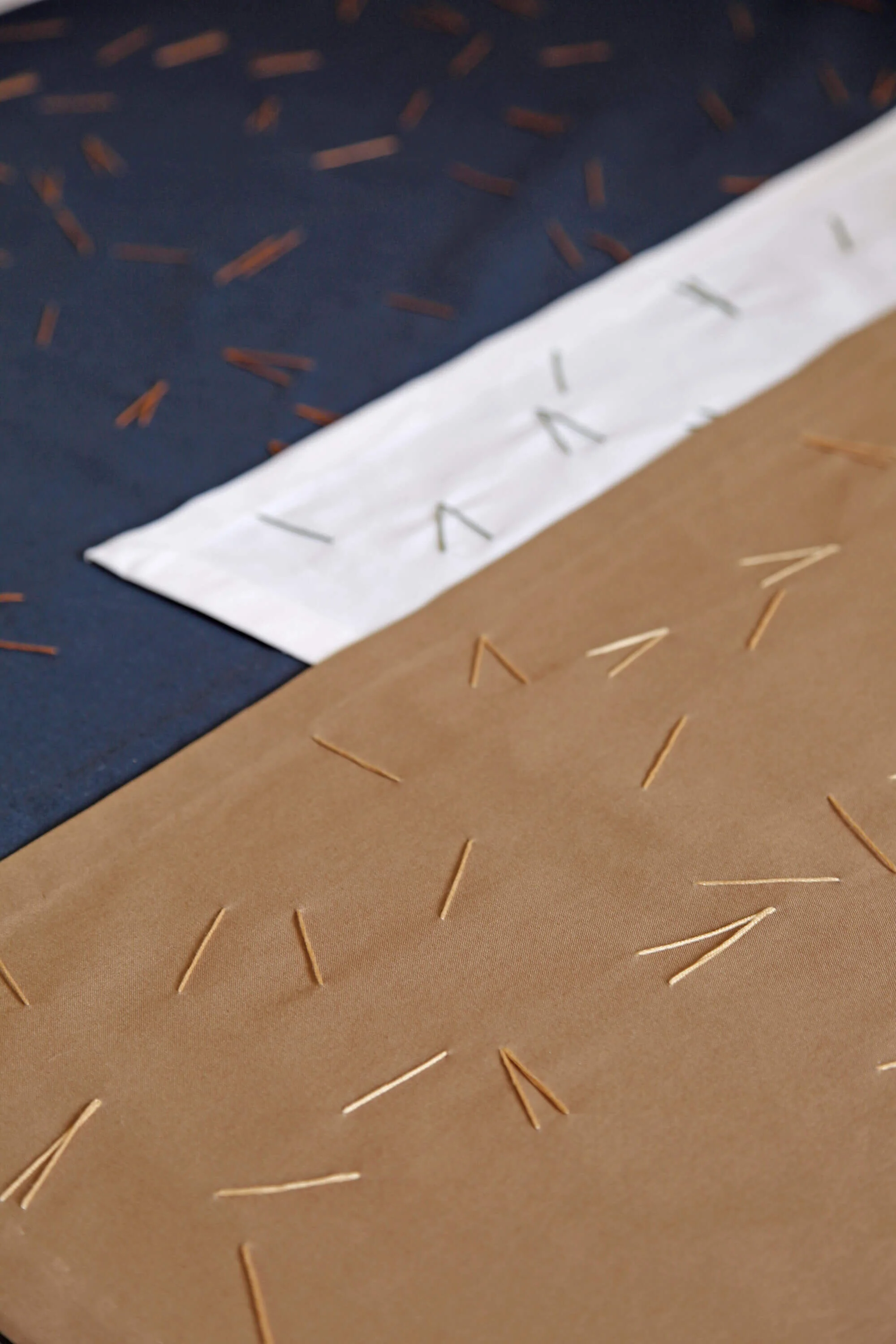 PINE-NEEDLES_textile_b_Julie-Tolvanen-(1).jpg