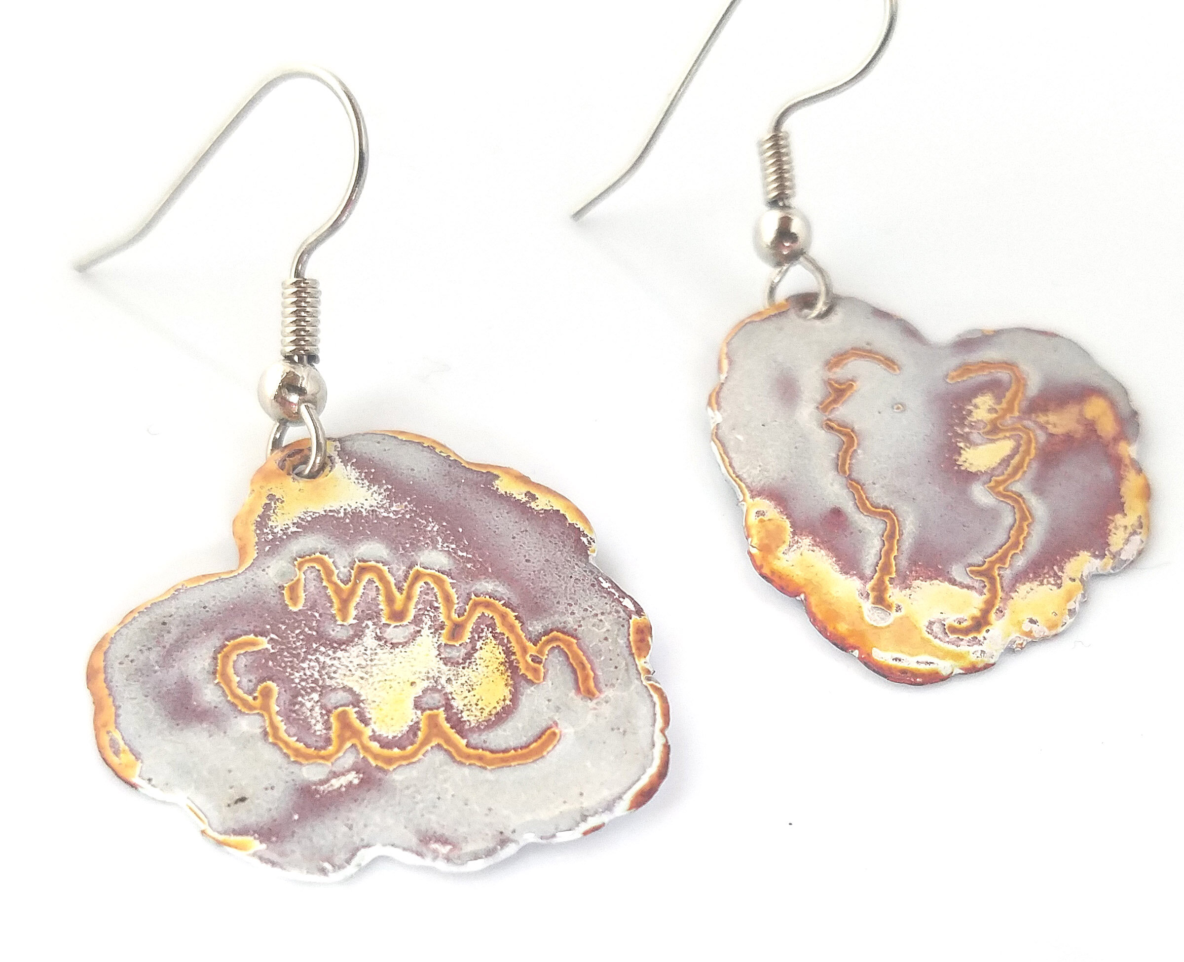 Enameled Scalloped Heart Earrings