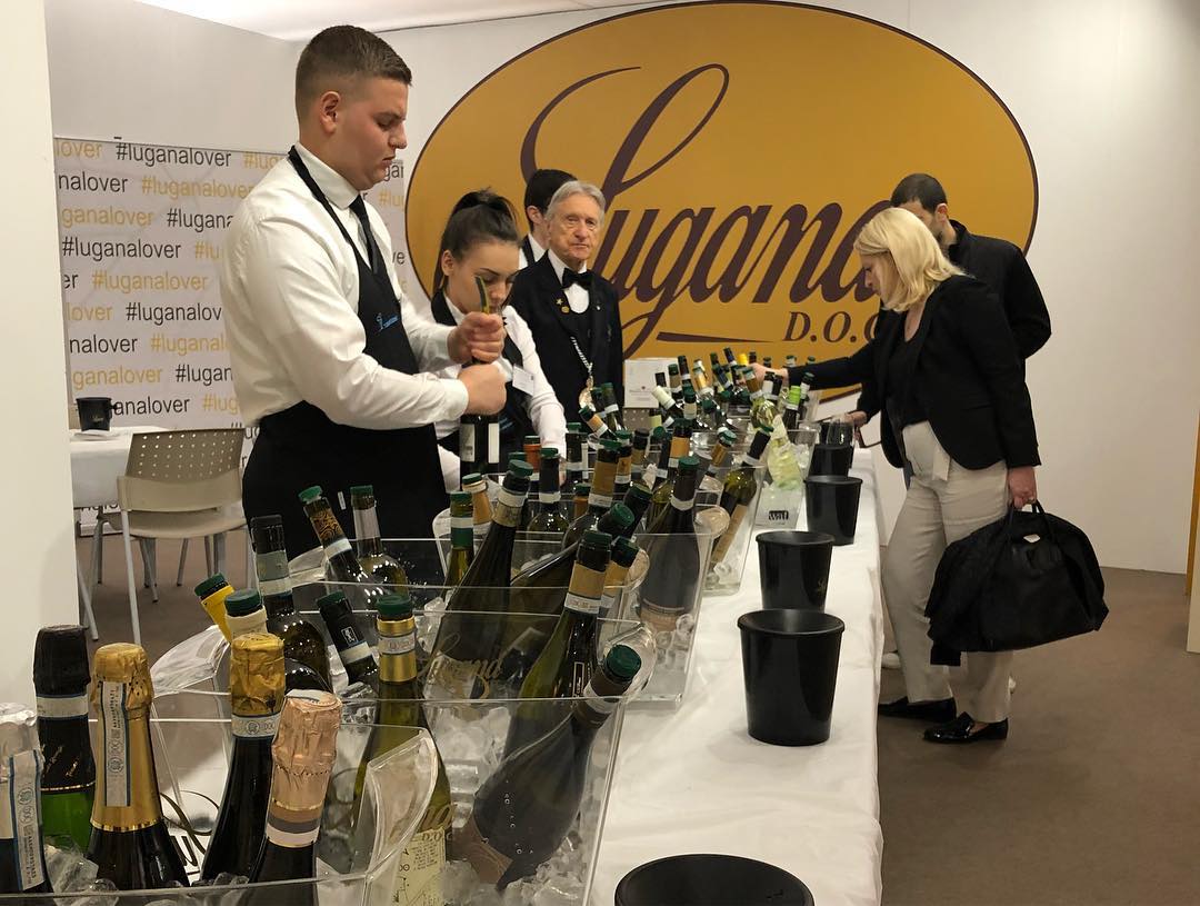 Lugana Vinitaly 2019 #2.jpg