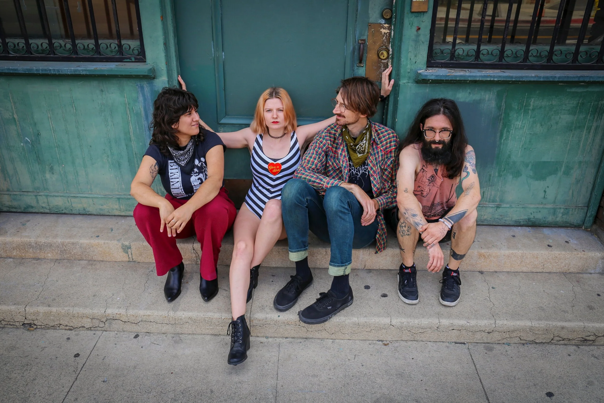 Foxx Bodies share new video/single from Vixen LP