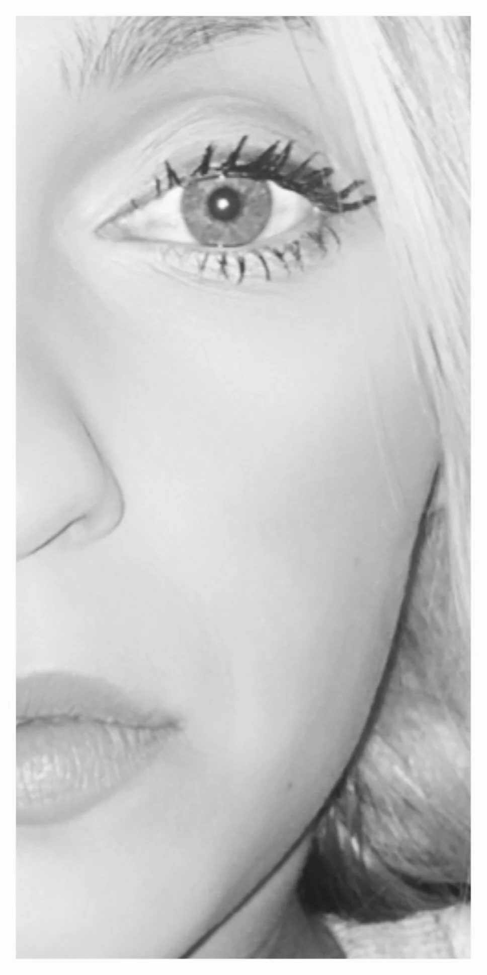 Too Thick and Clumpy looking on my eye.