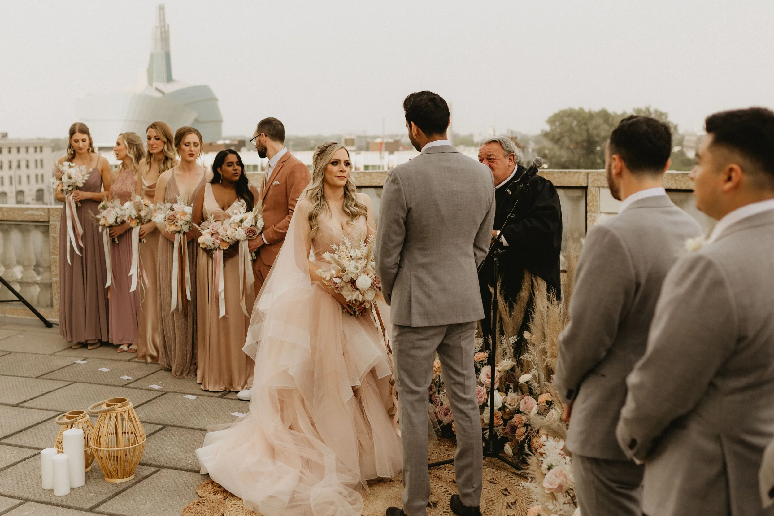 Winnipeg Wedding at Fort Garry Place