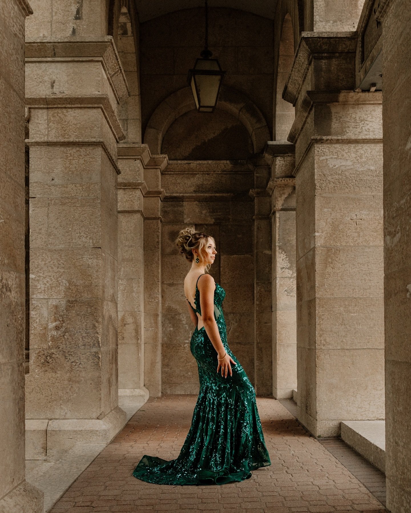 Halfway through this year&rsquo;s grad sessions and honestly, I&rsquo;m loving how it&rsquo;s all been coming together. It&rsquo;s been such a refreshing creative outlet.

Here are a few favourites from last night&rsquo;s session. It was so great to 