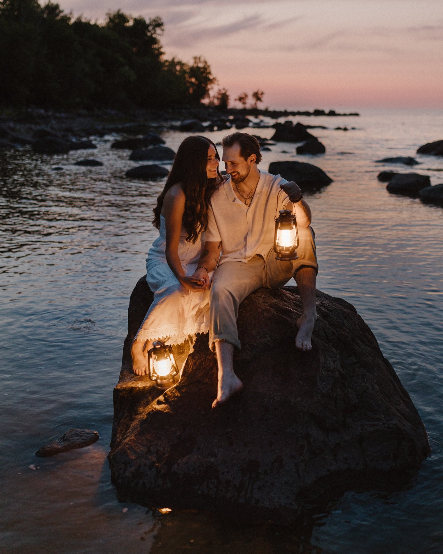 These two brought such an easy kind of love, the kind you feel more than see. They ran barefoot through the water, laughed nonstop, and ended the night with lanterns glowing and still water at their feet. I absolutely loved every bit of their love st