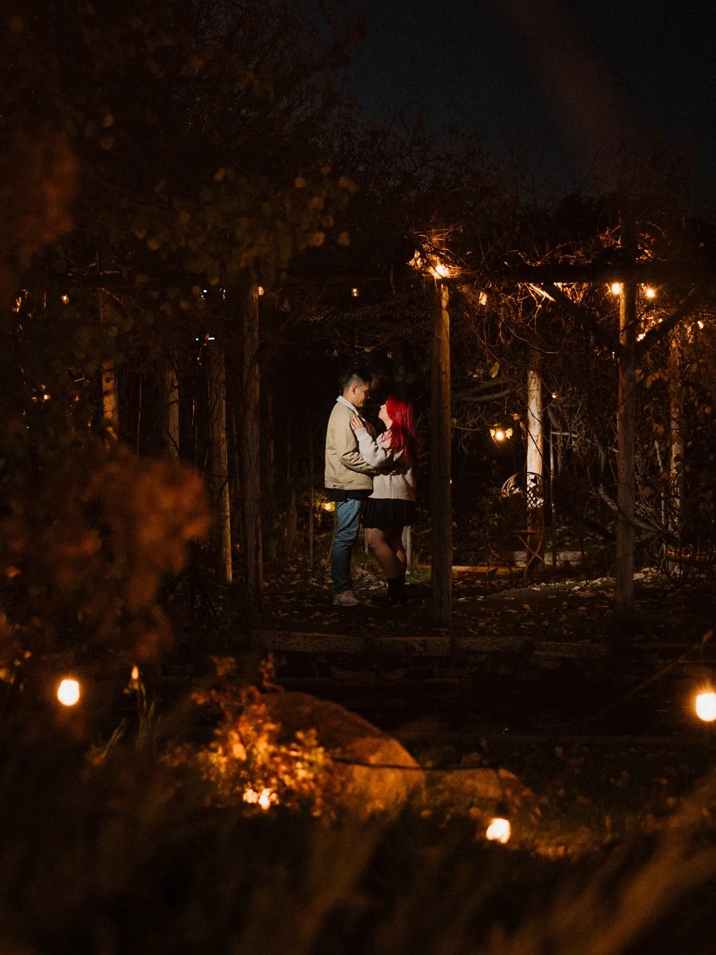 High school sweethearts who just wanted to have fun&hellip; say less. 😍
These two have been together for 13 years (!!) and somehow still laugh like they just started dating, which made this whole session feel effortless.

@ctamayopv is an incredible