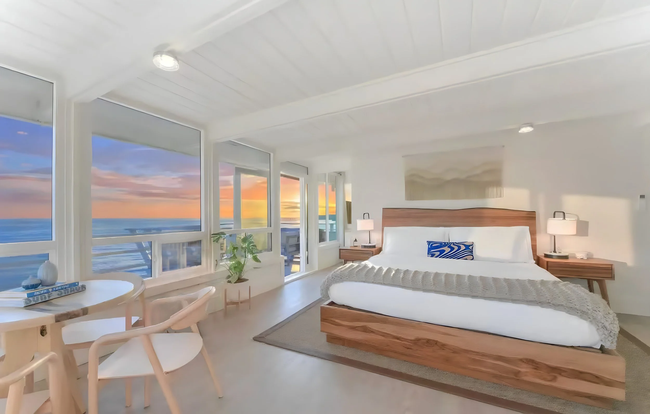 Laguna Surf Lodge