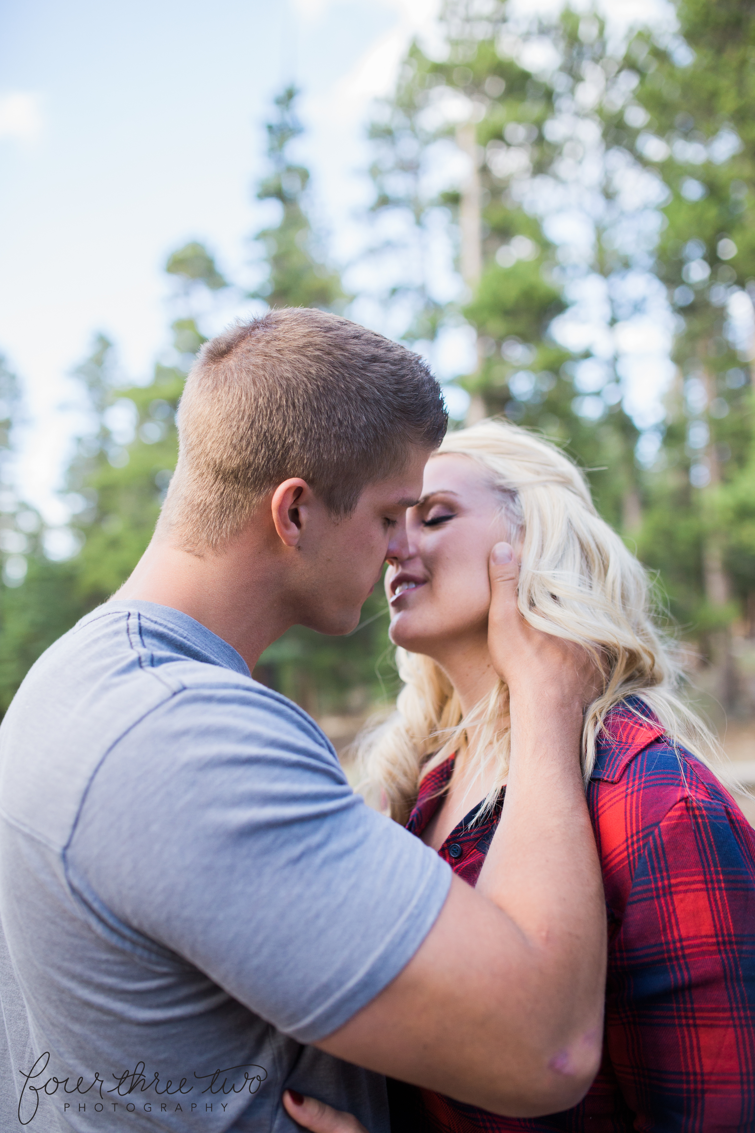 Colorado Mountain Wedding Photographer - Mount Evans Engagement ideas