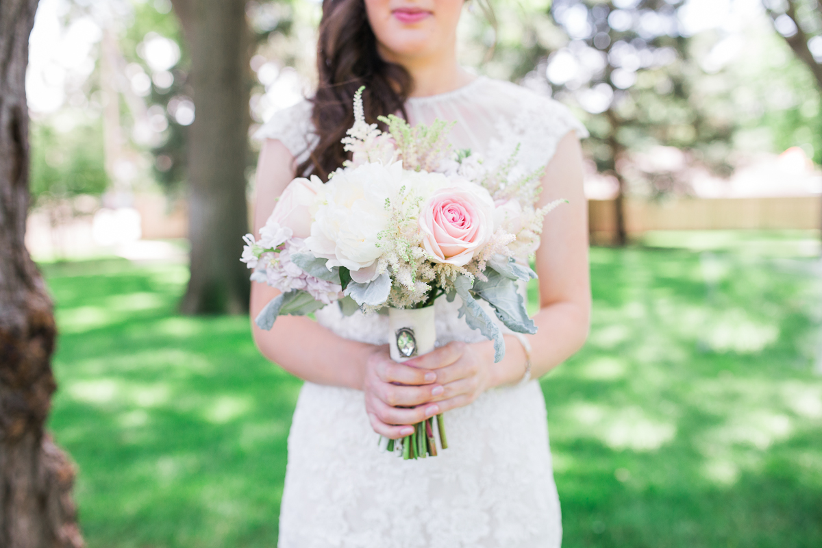 bridal bouquet with grandmas broach