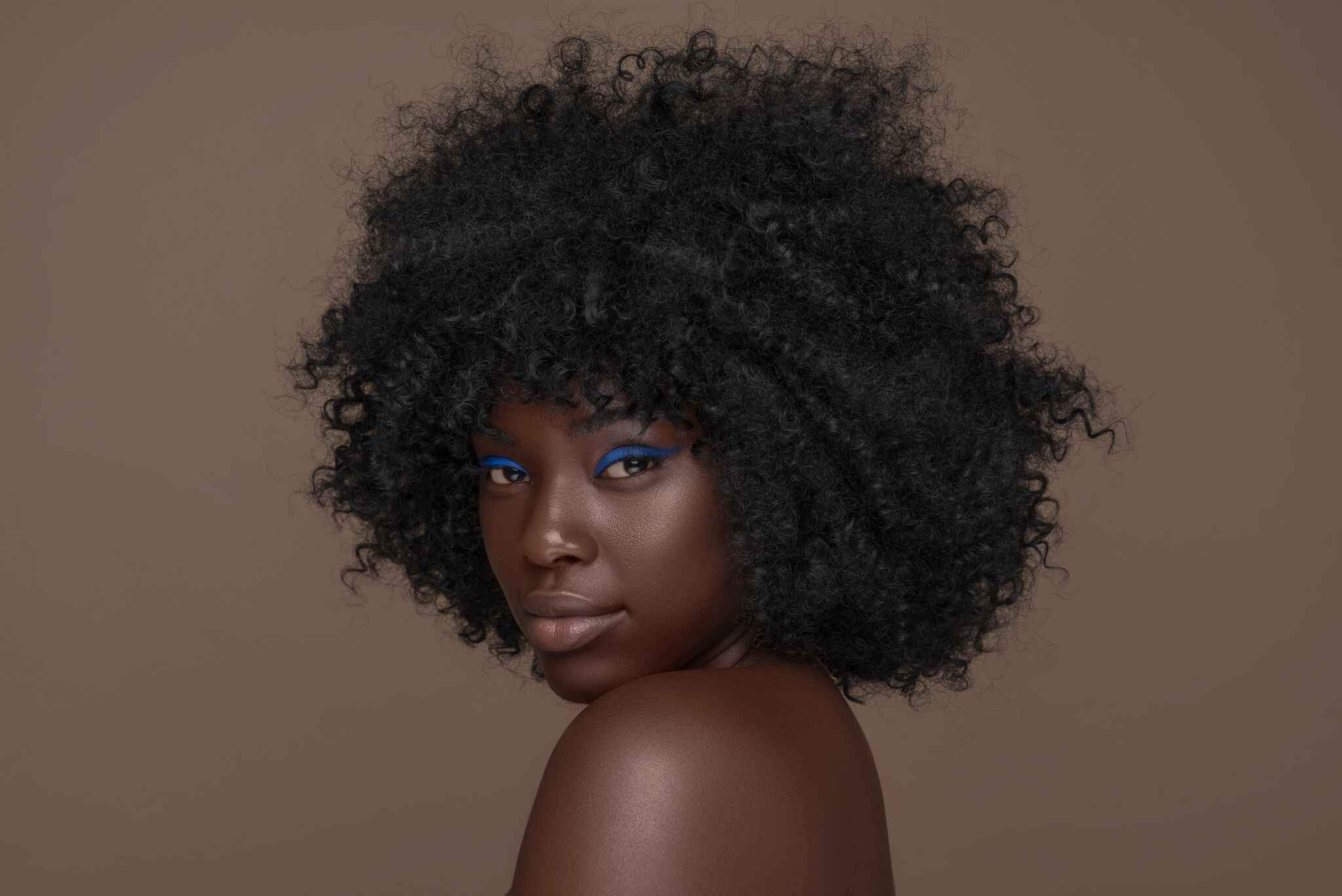 Christina Abiola-@jesusgang