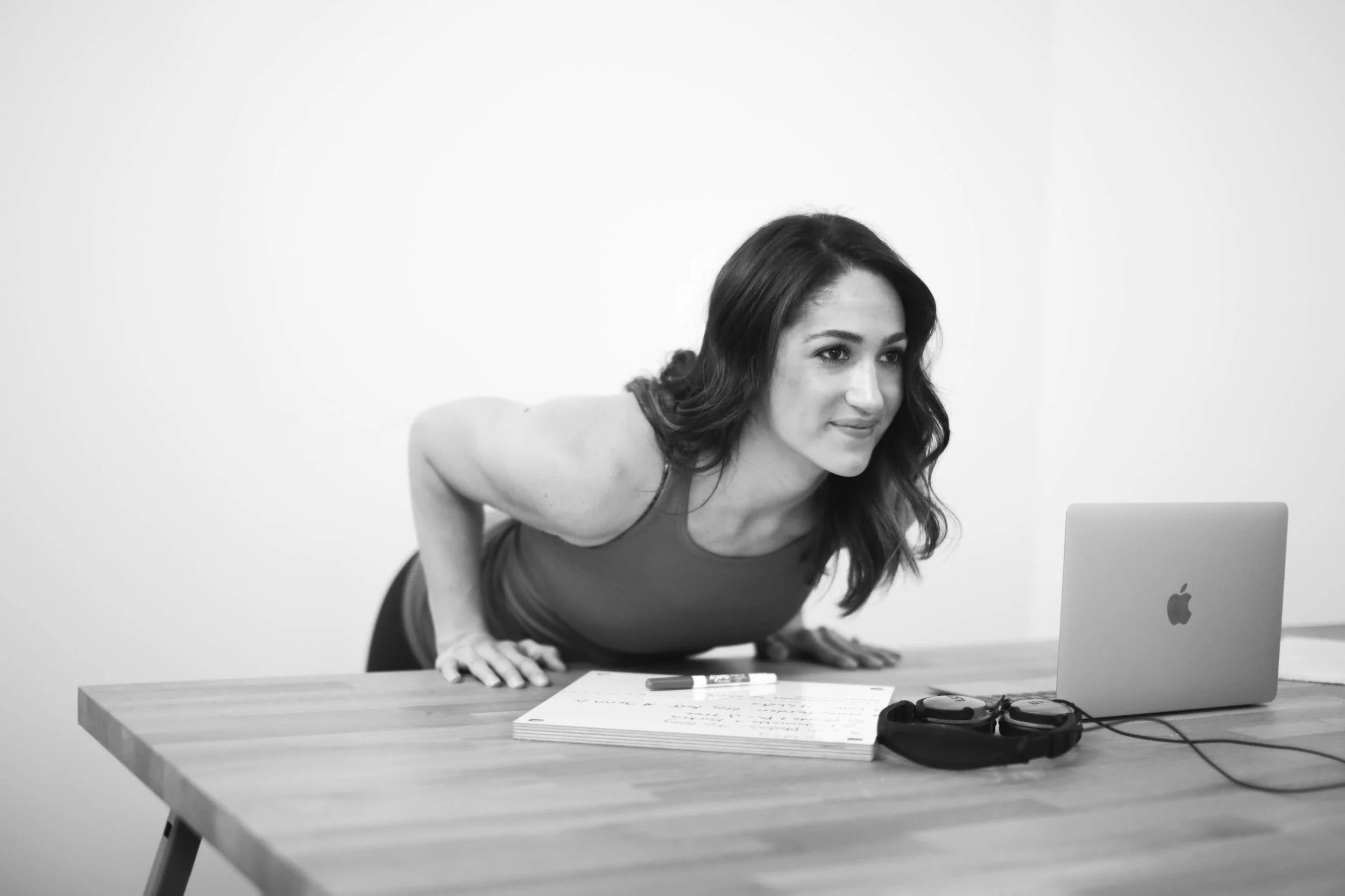 Increasing Your NEAT: 6 Exercises You Can Do At Your Desk | Jennifer Diaz | Photo by Kelsey Cherry