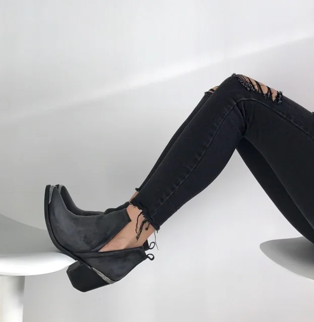 jeffrey campbell cromwell bootie