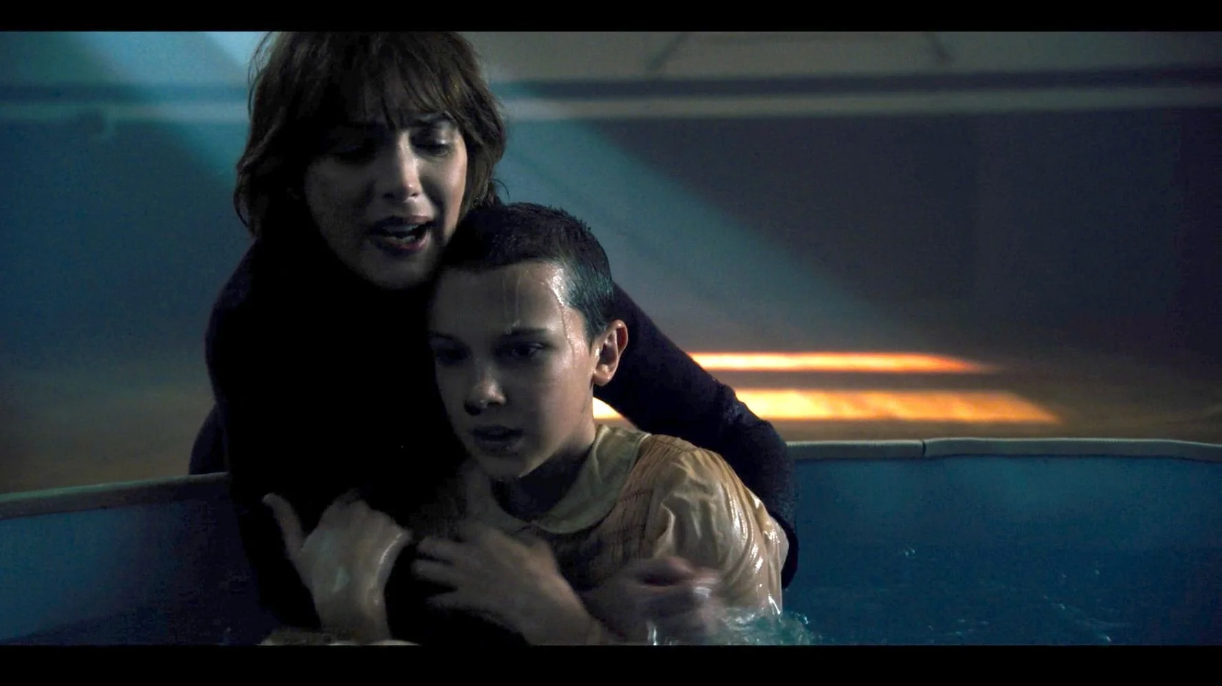 Everything Wrong With Stranger Things - "The Bathtub"