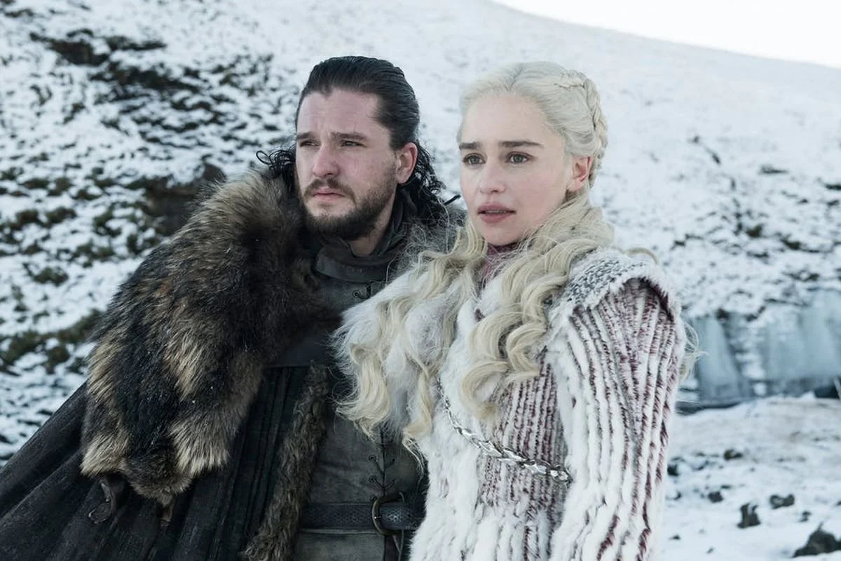 Everything Wrong with Game of Thrones S8E1 - "Winterfell"
