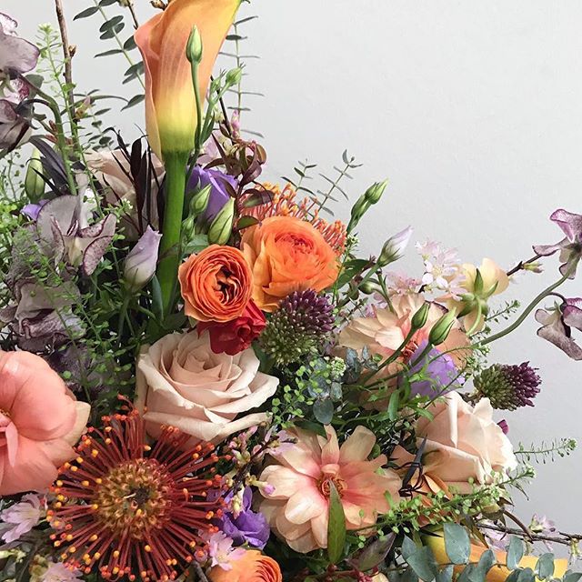 Since opening in Fort Greene in 2009, Kana and Tetauji of @saffronbk have made a name for themselves by creating truly unique and interesting floral designs. The team at Saffron is known for their stunning arrangements and expert taste in flowers. We