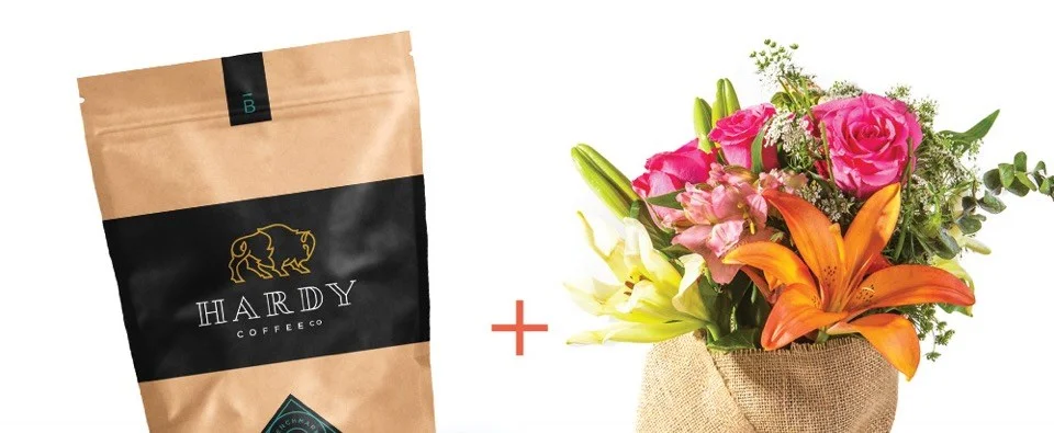 10 Local Omaha Gifts That Pair Perfectly With Flowers