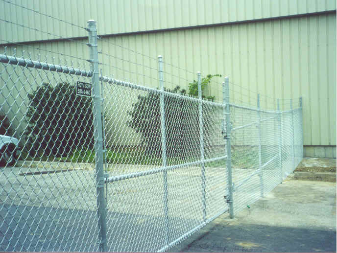 Commercial chain link.jpg