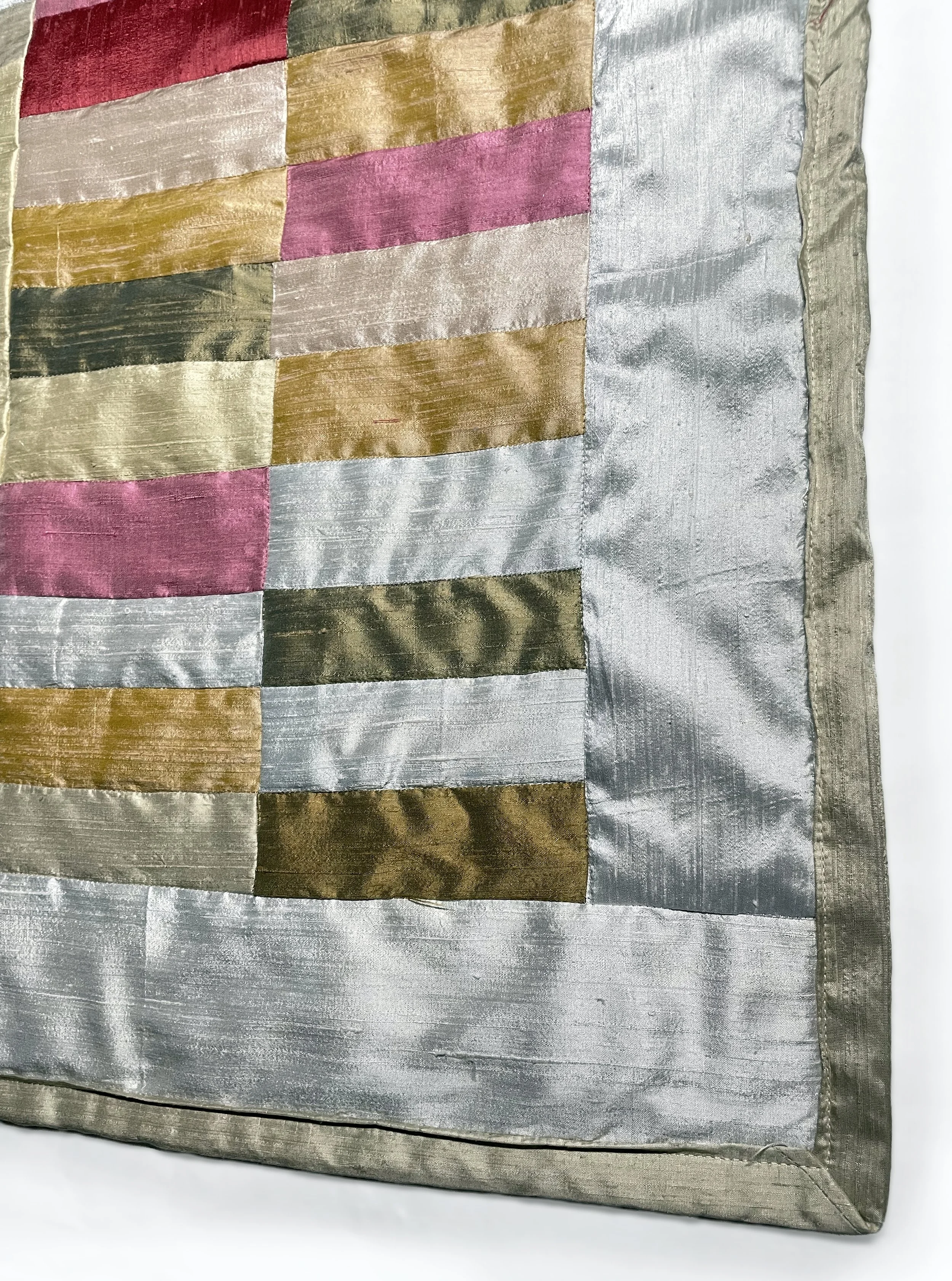 Souvenir_detail.jpg