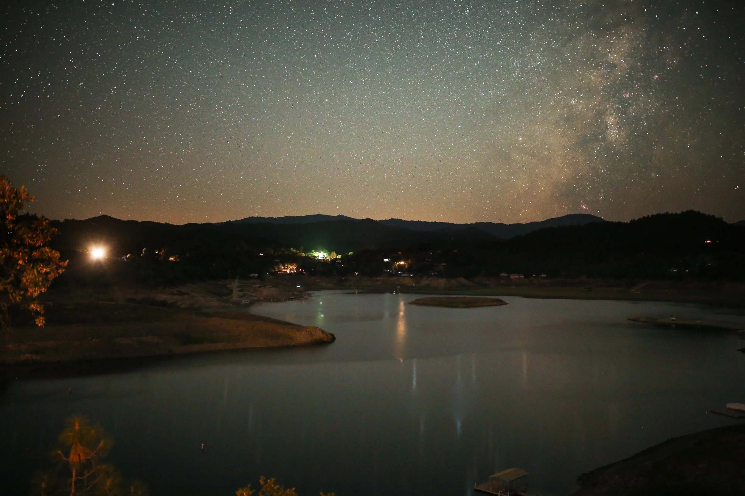 lake1.jpg