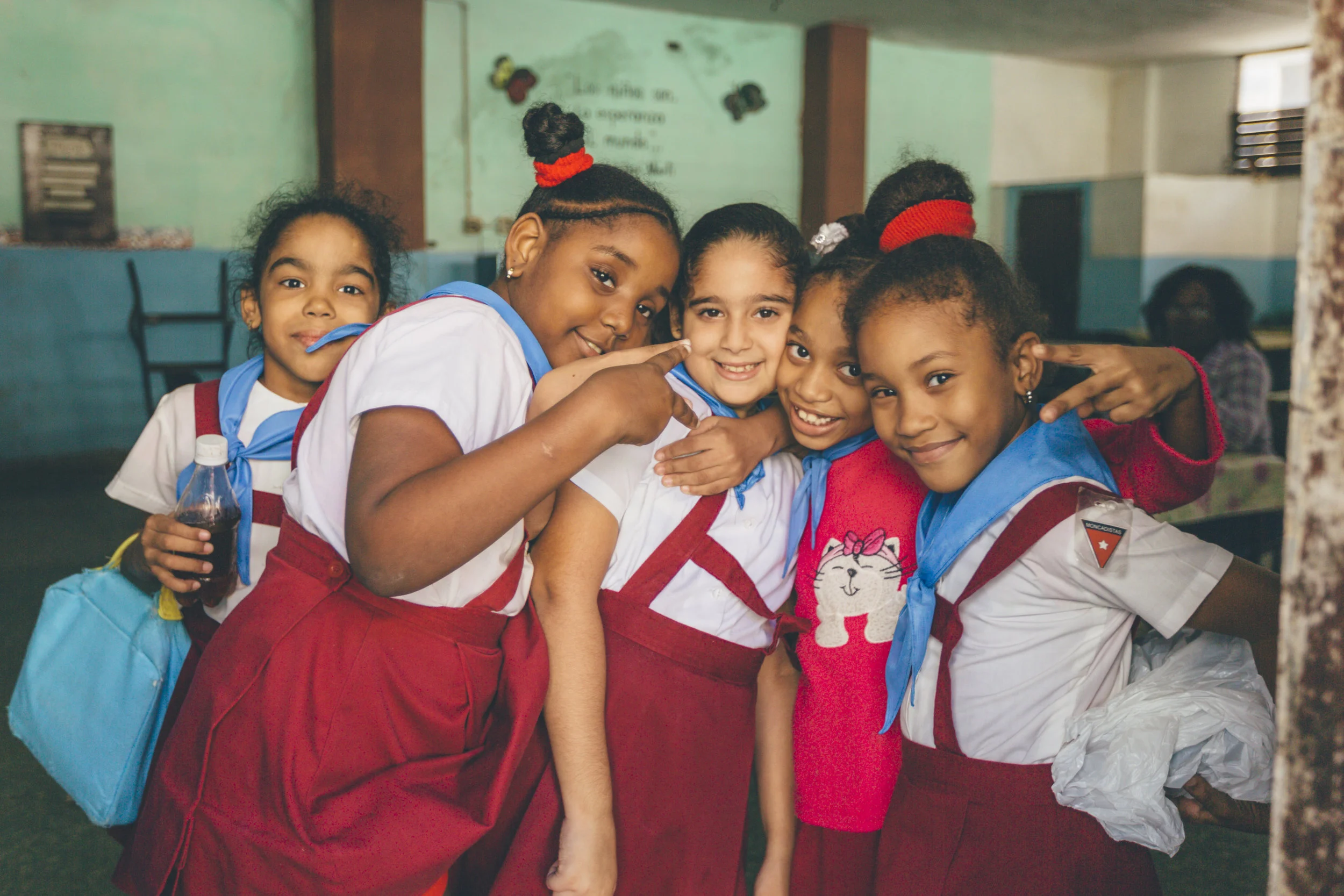 My mother is a school teacher and asked these girls if they would like to be in a picture to show to her students in America. They were more than glad to contribute.