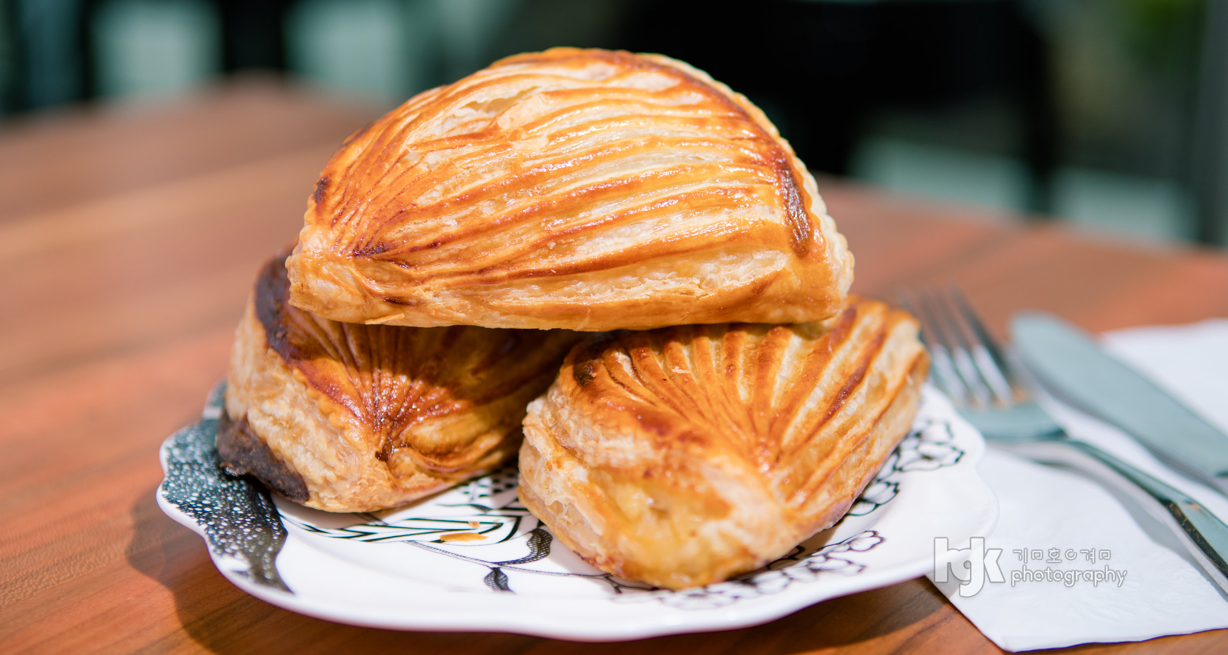 Chausson Aux Pomme (Apple Turnover) 1.jpg