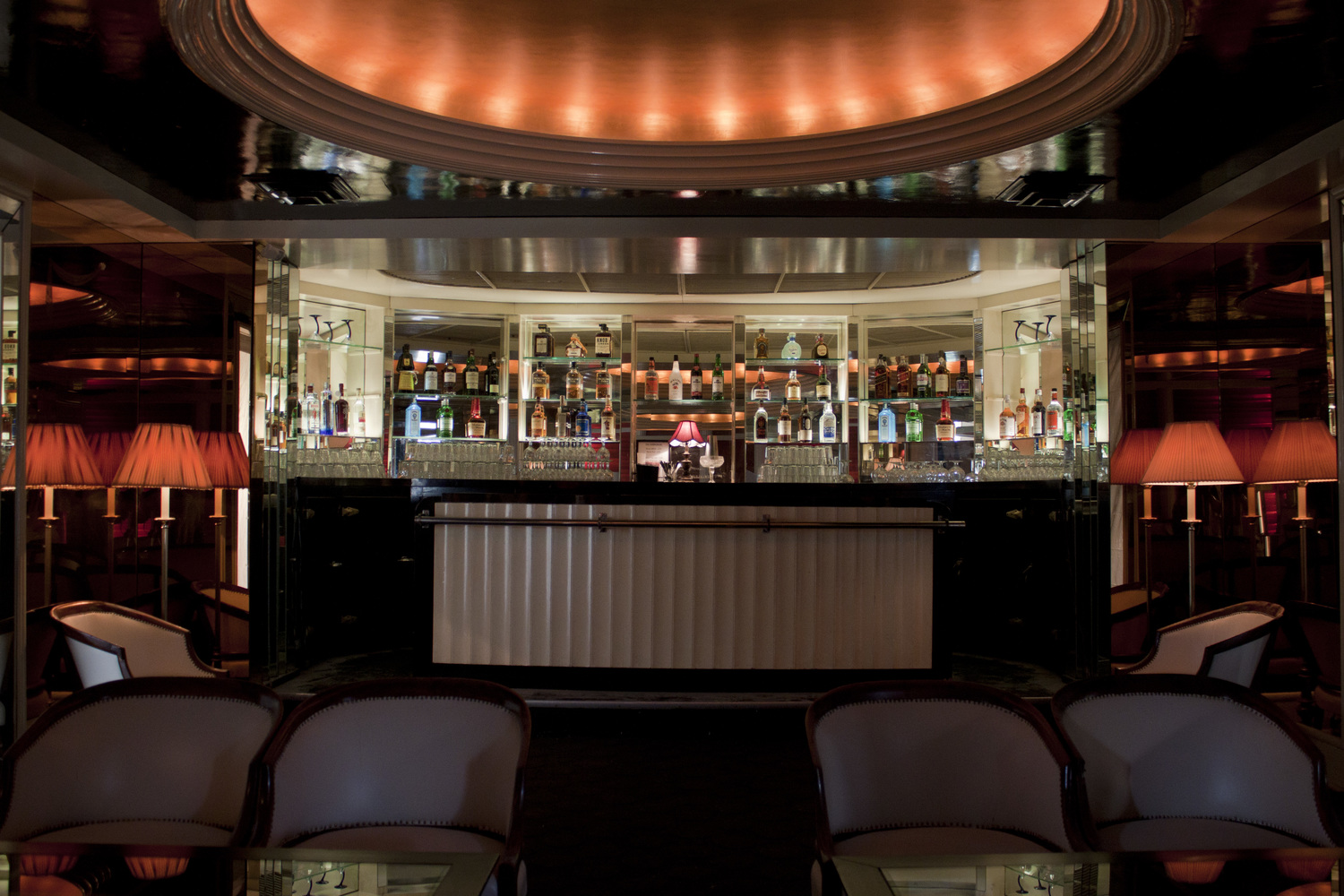 the-commodore-bar.jpg