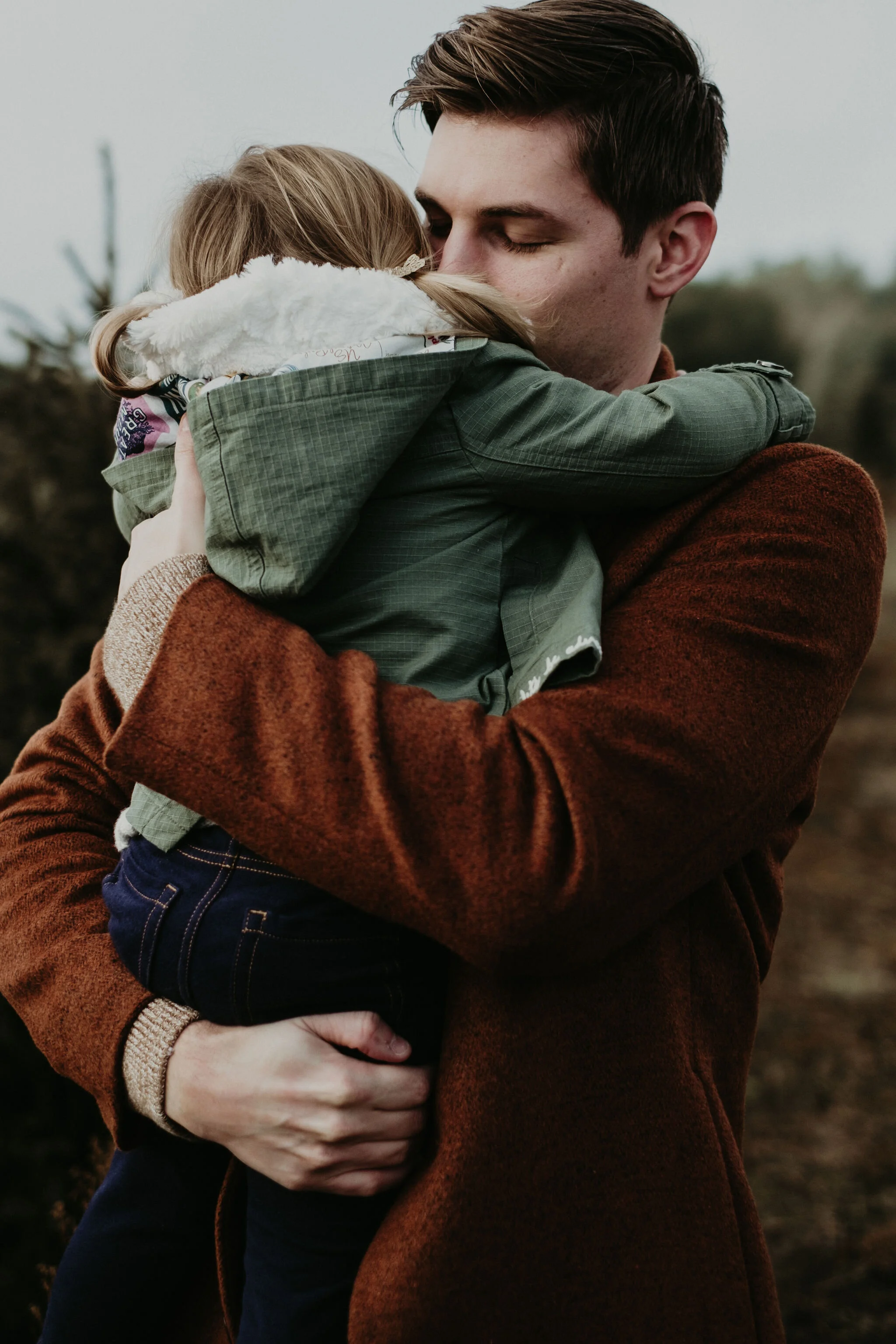 Michigan Tree Farm Family Photographer-2.jpg