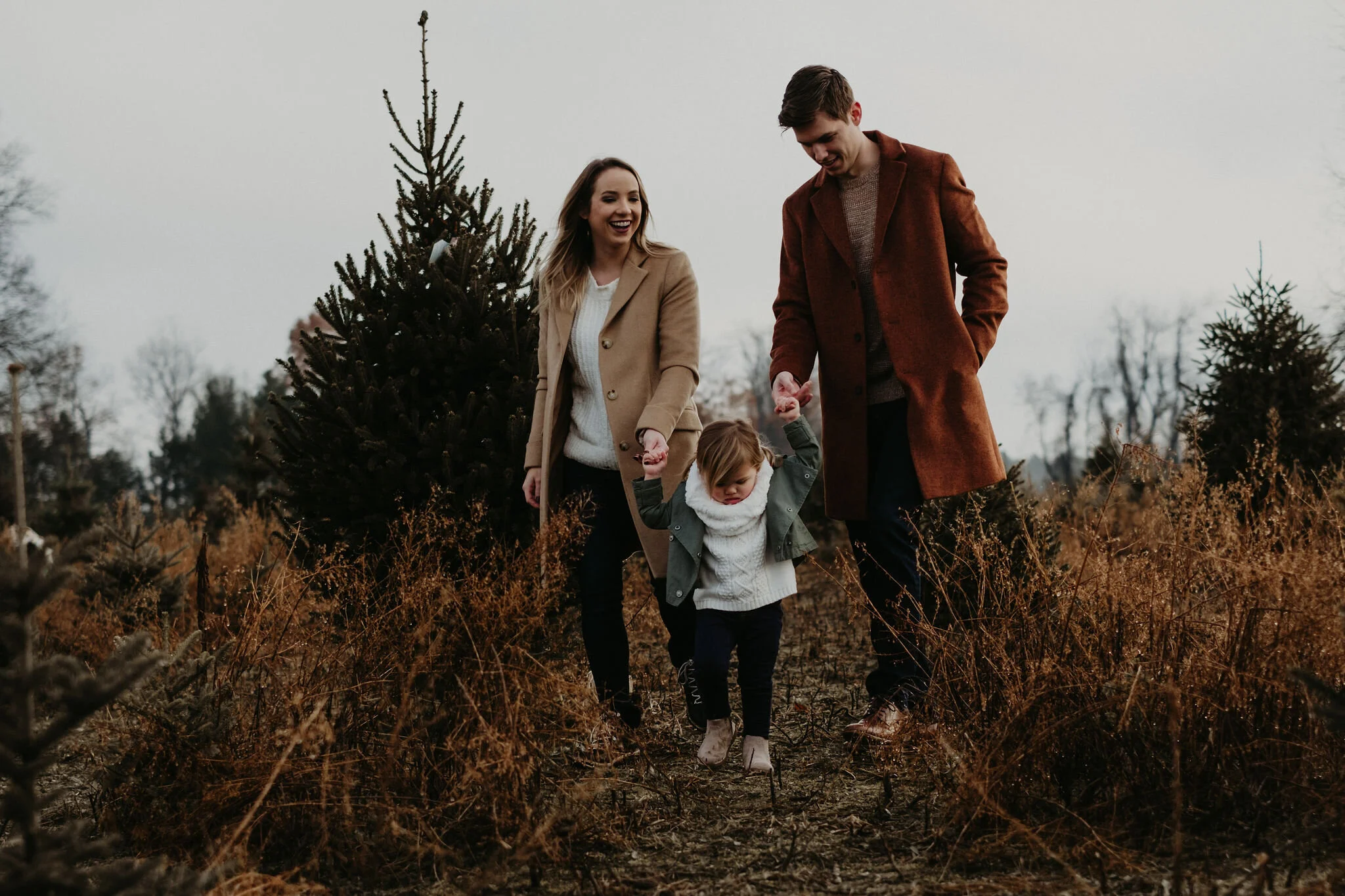 Michigan Tree Farm Family Photographer-6.jpg