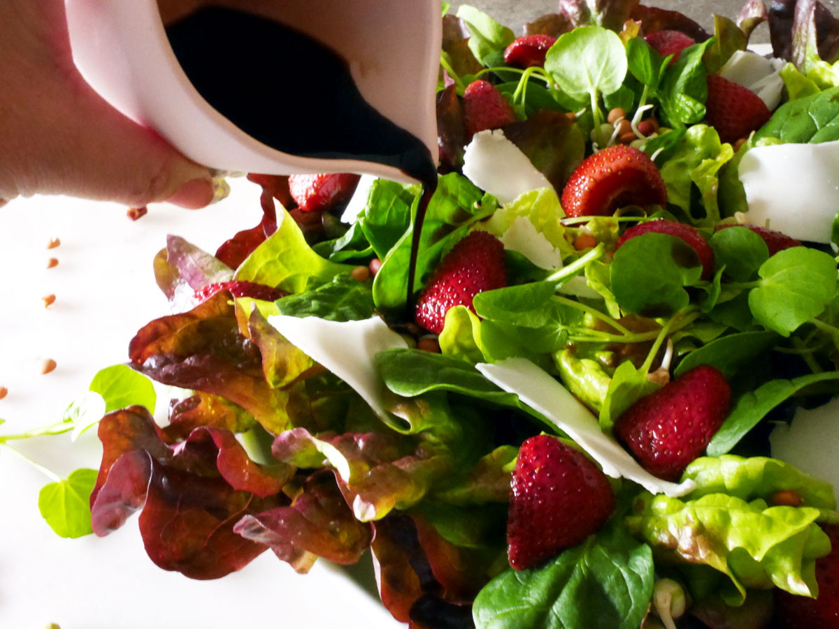 Blissful Balsamic Strawberry Salad