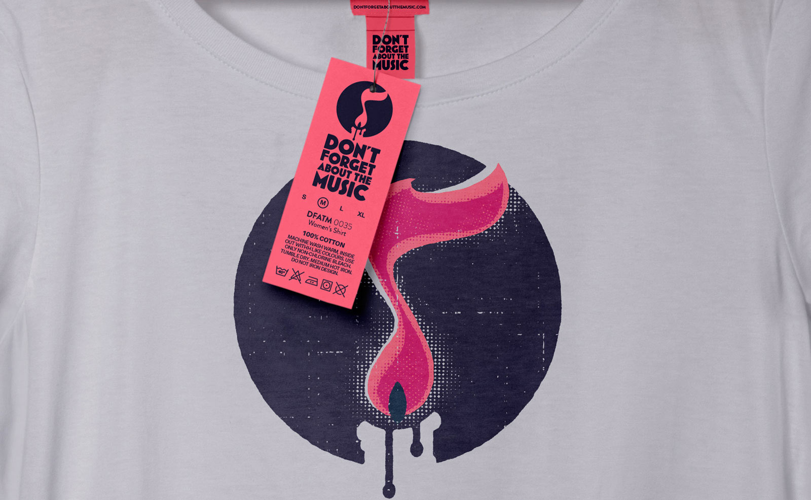 Women's t-shirt, detail.
