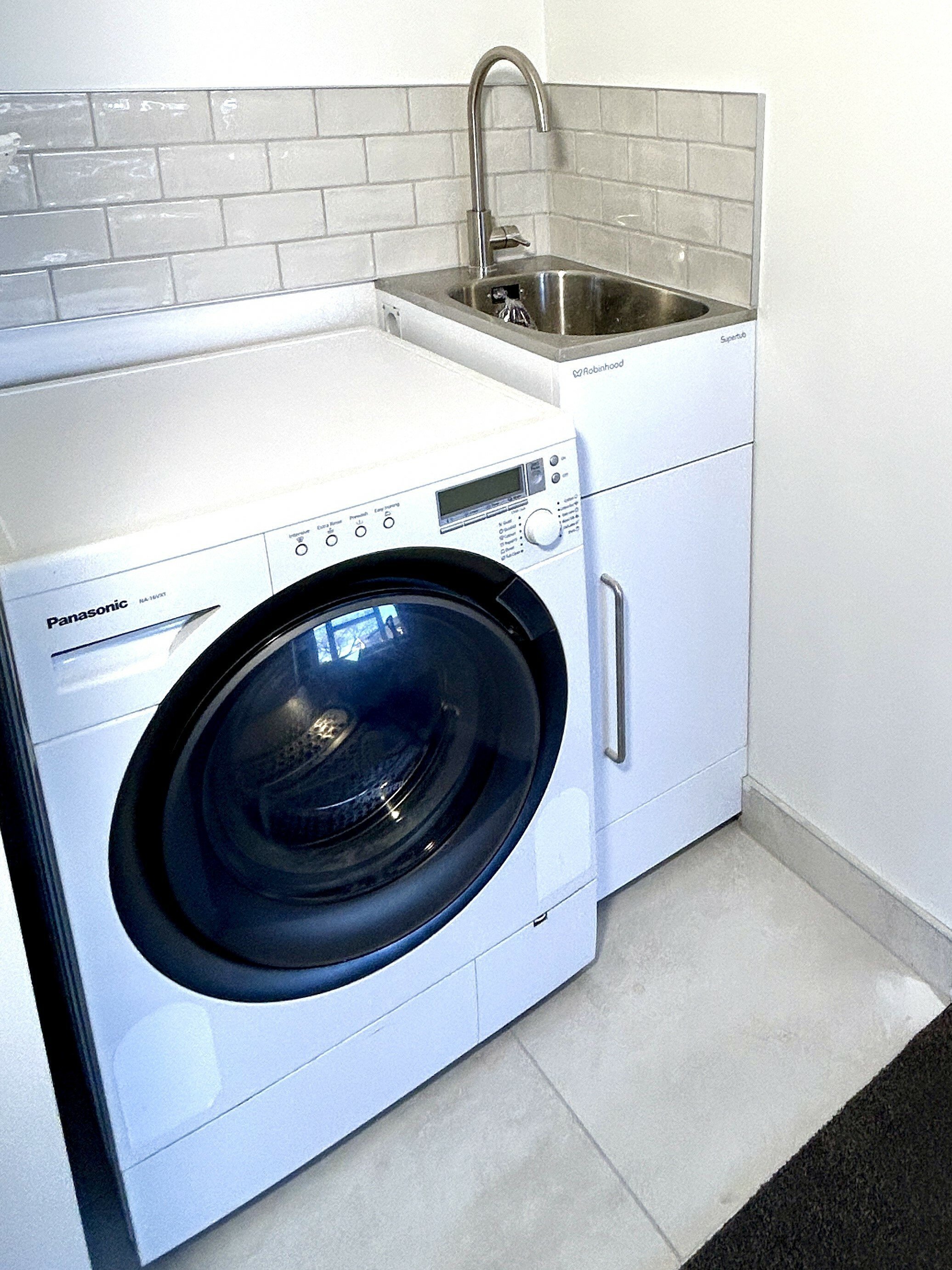 Tresco Appt 2 laundry.JPEG