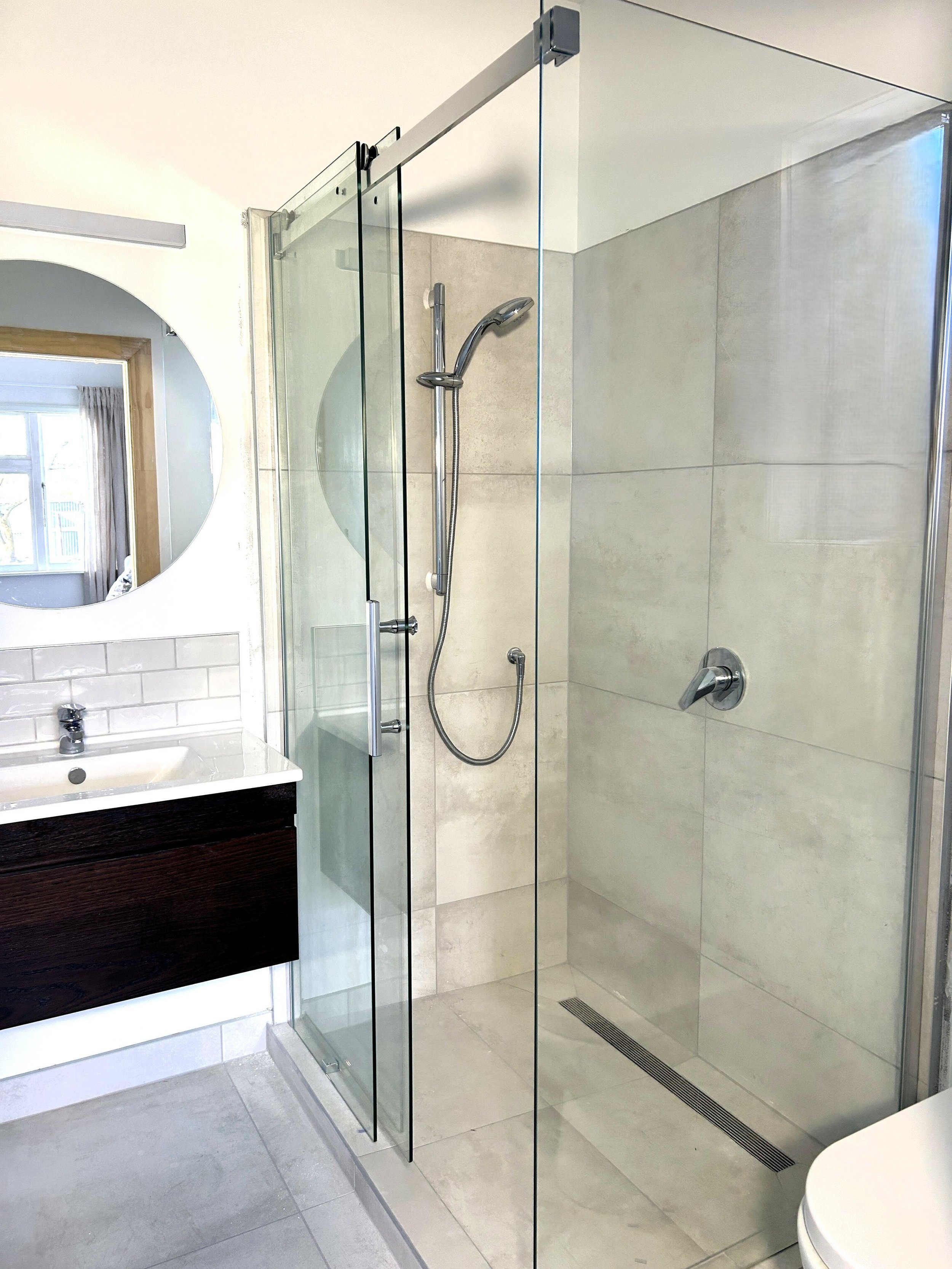 Tresco Master Ensuite.JPEG