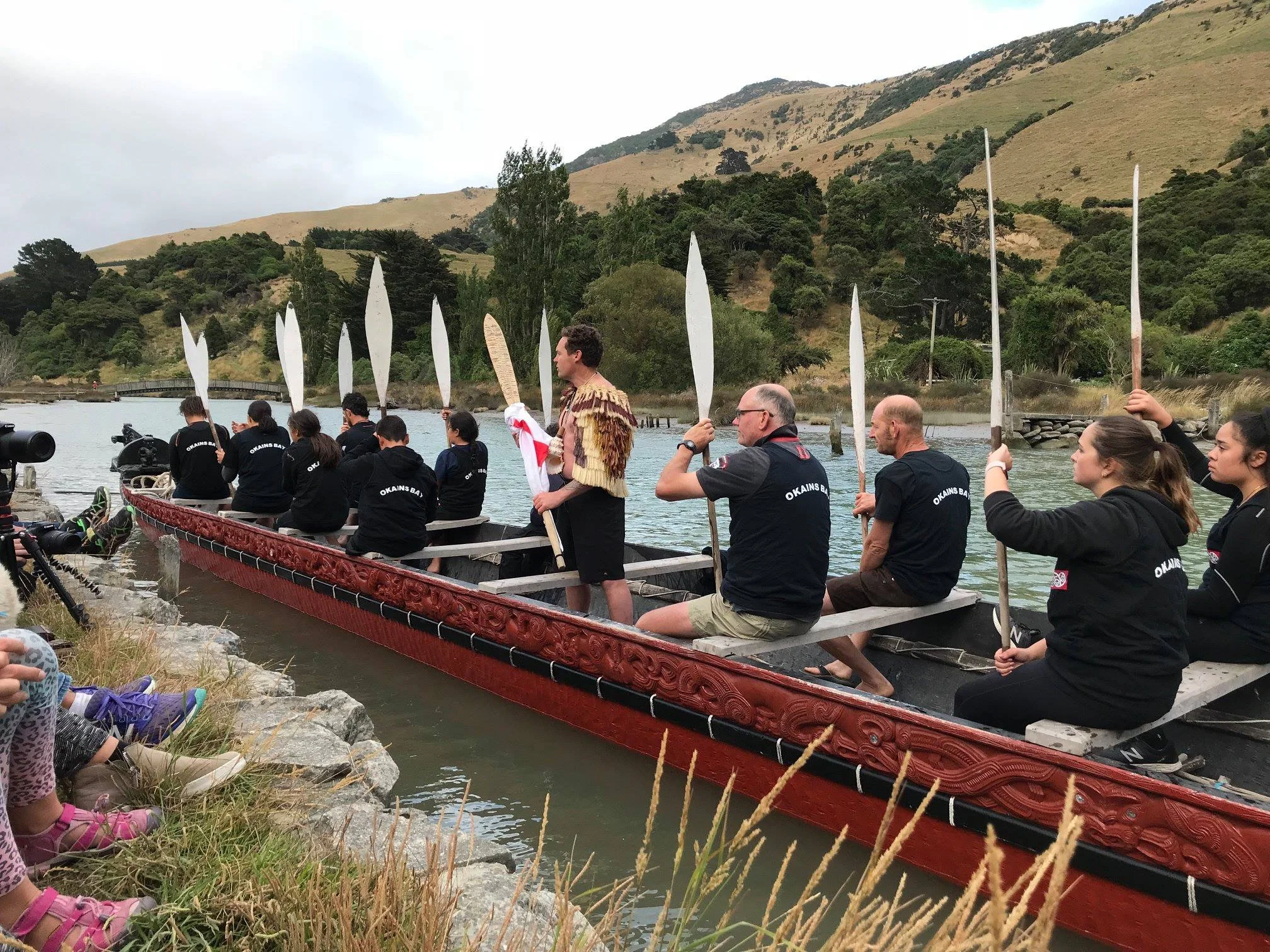 Craig Pauling addressed whānau on the arrival of Kōtukumairangi at Okains Bay