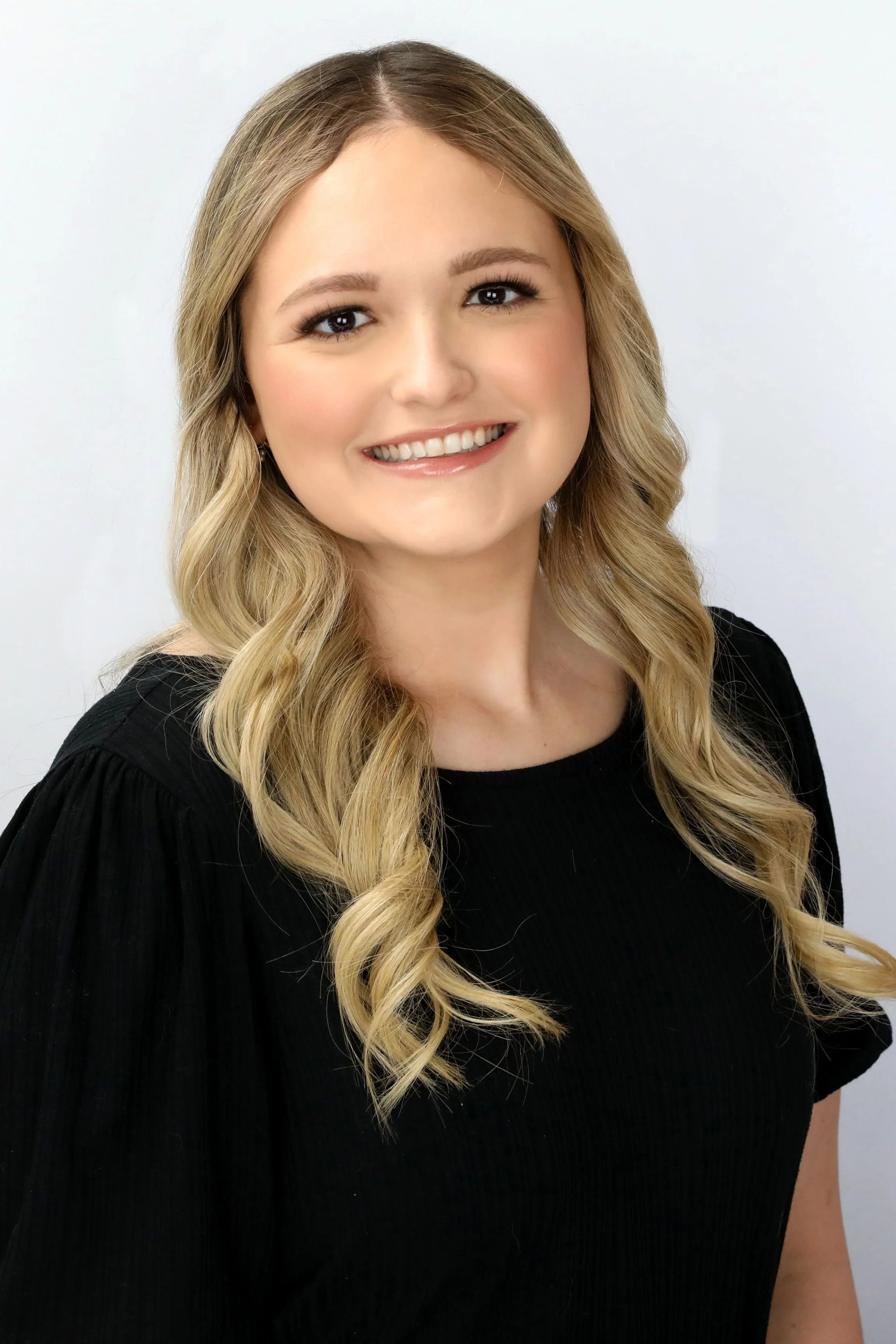 Hannah Vincent - Signature Stylist