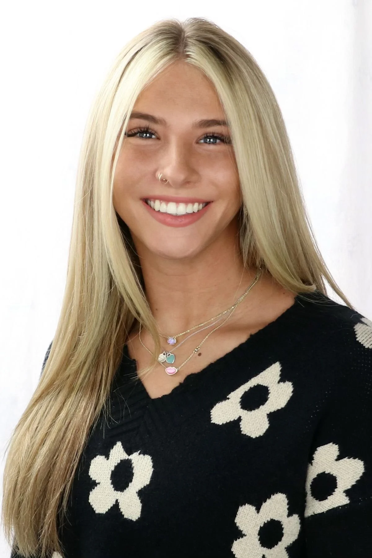 Alyssa Sency - Advanced Stylist