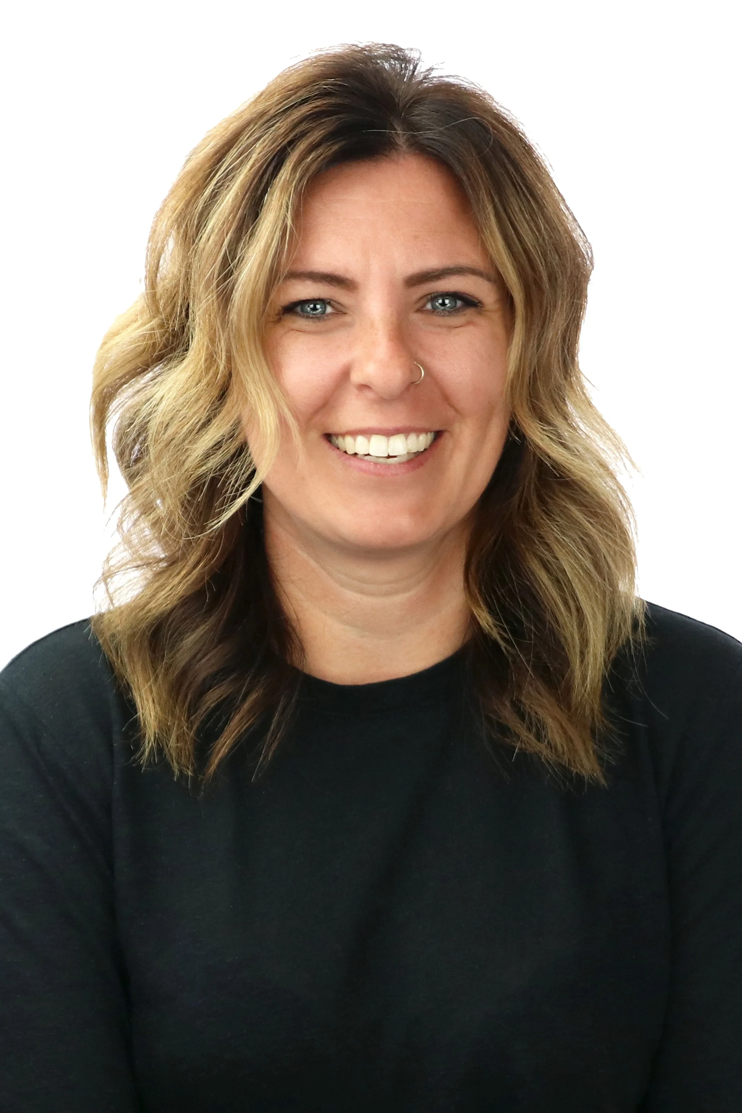 Ashley Simcic - Signature Stylist