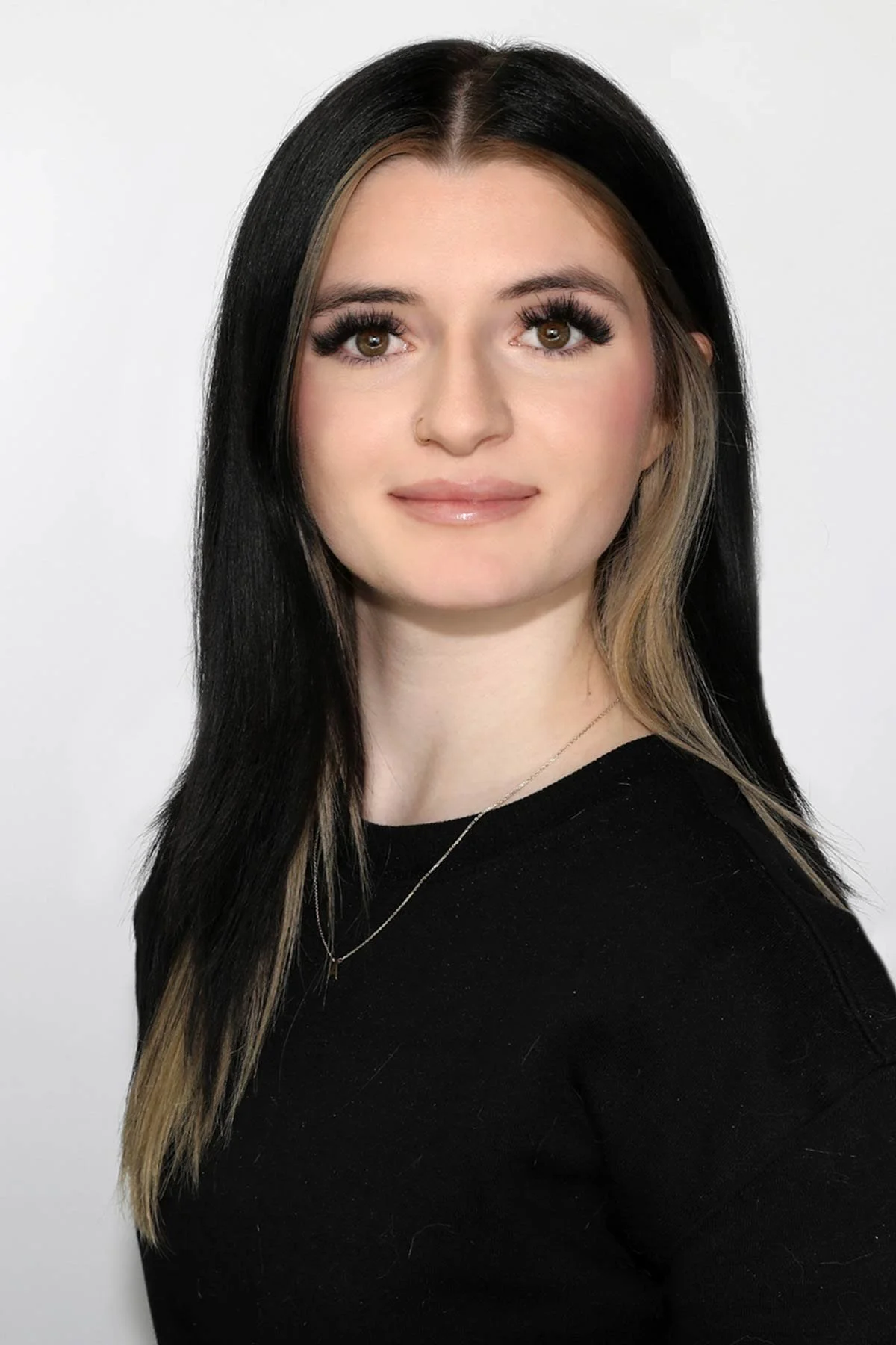 Antoniette Nadolski - Stylist