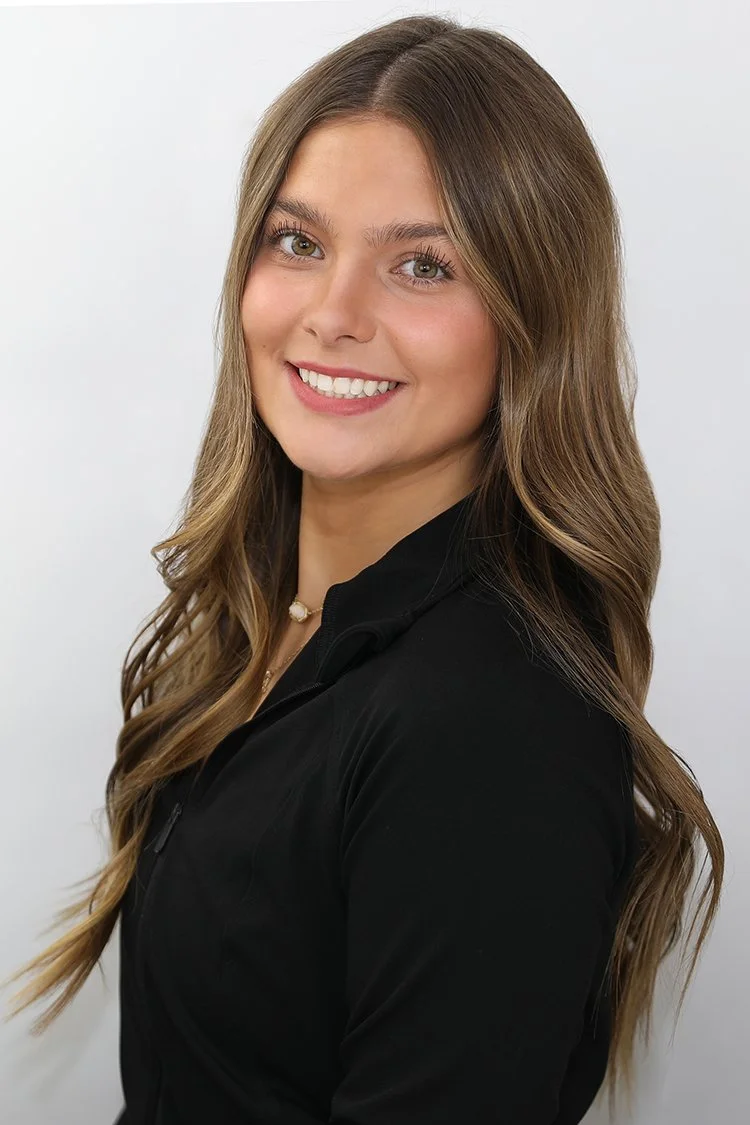 Kenzie Prosuch - Stylist