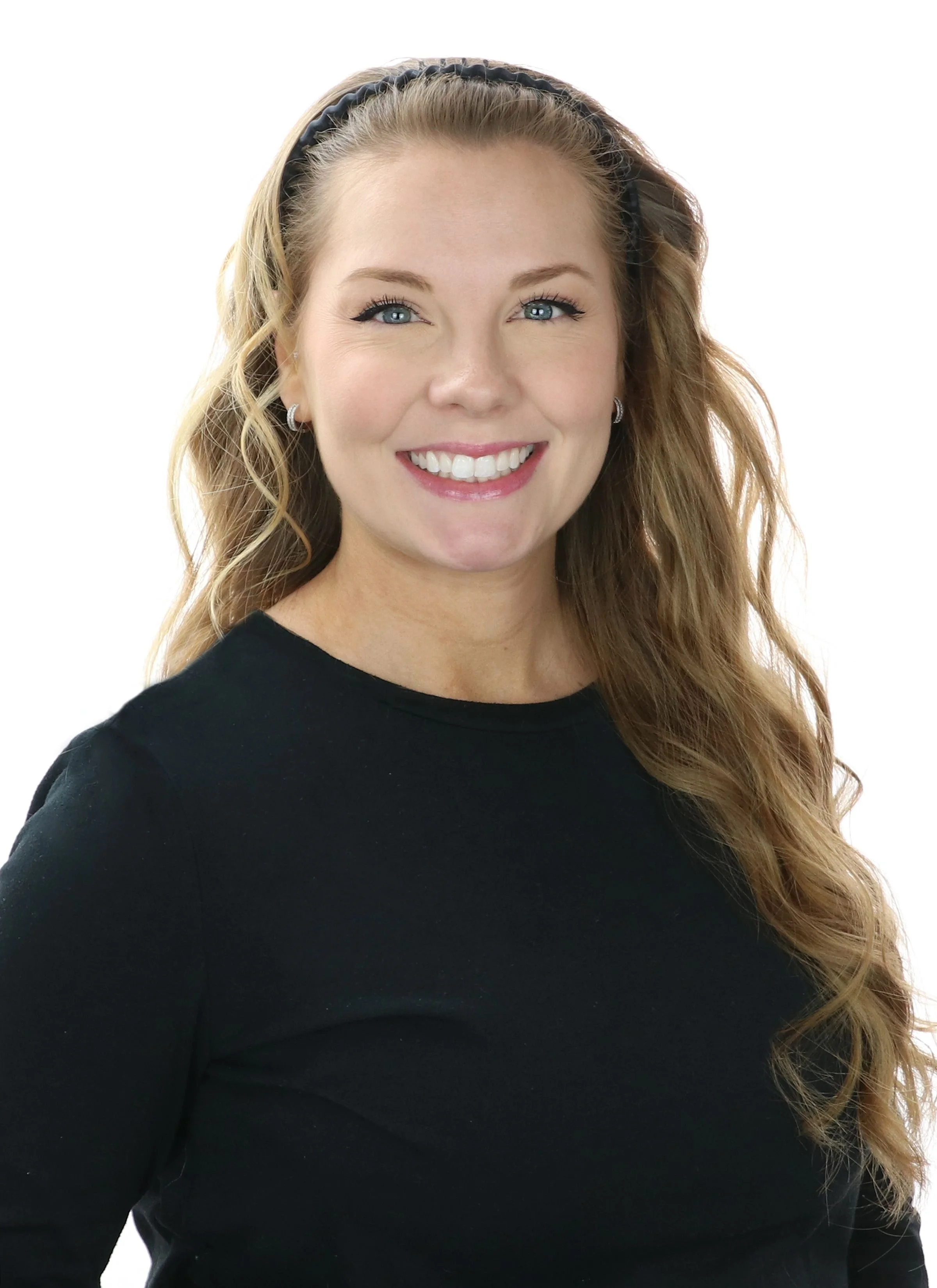 Shelby Elchesen - Esthetician