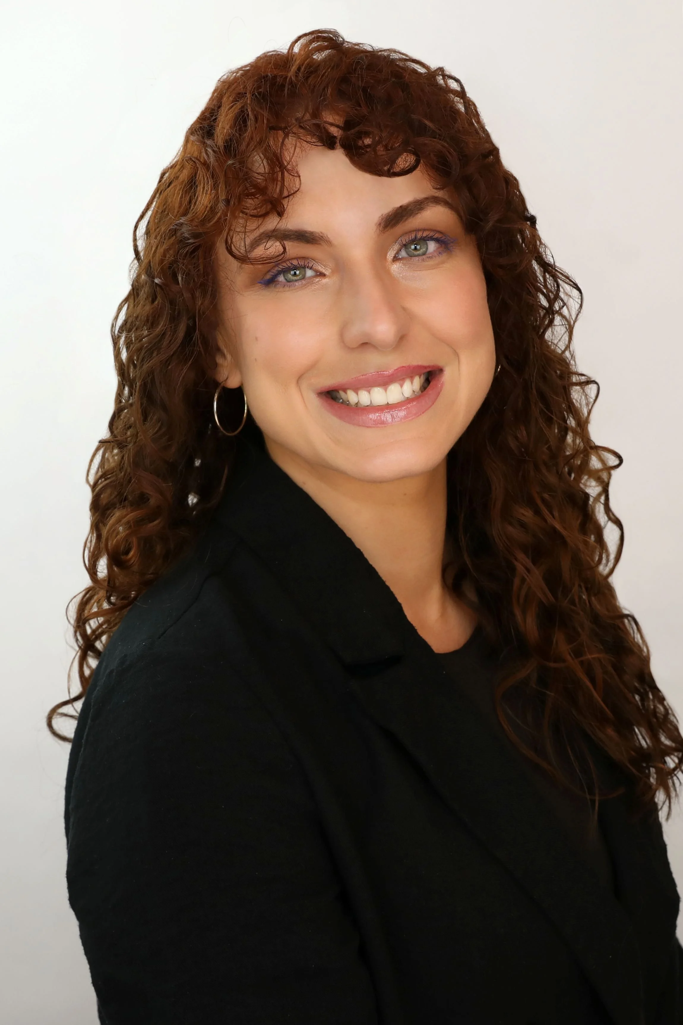 Ali Opatrny - Stylist