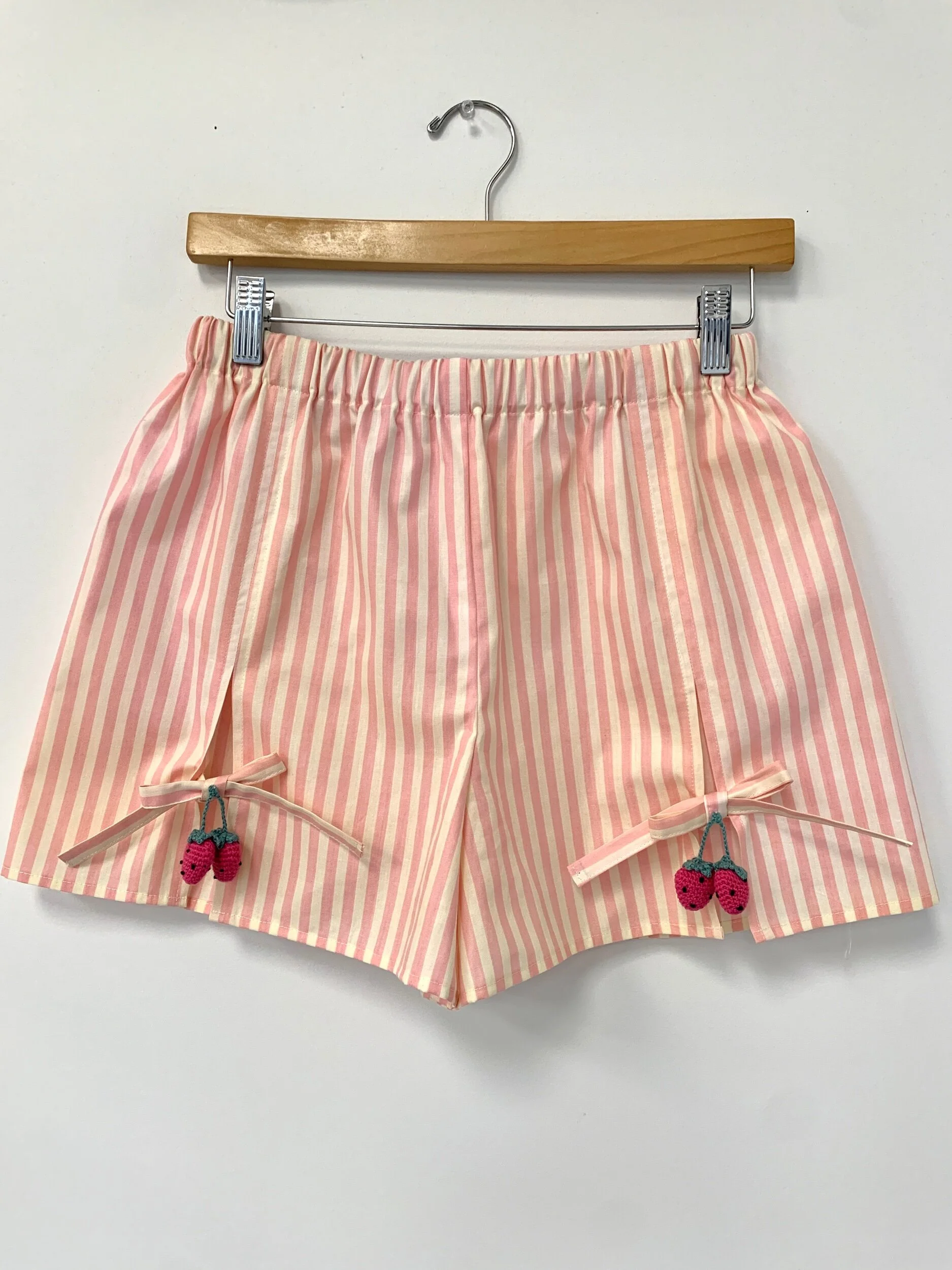 D6BB86CC-FC81-400D-8826-221DF5214ACA