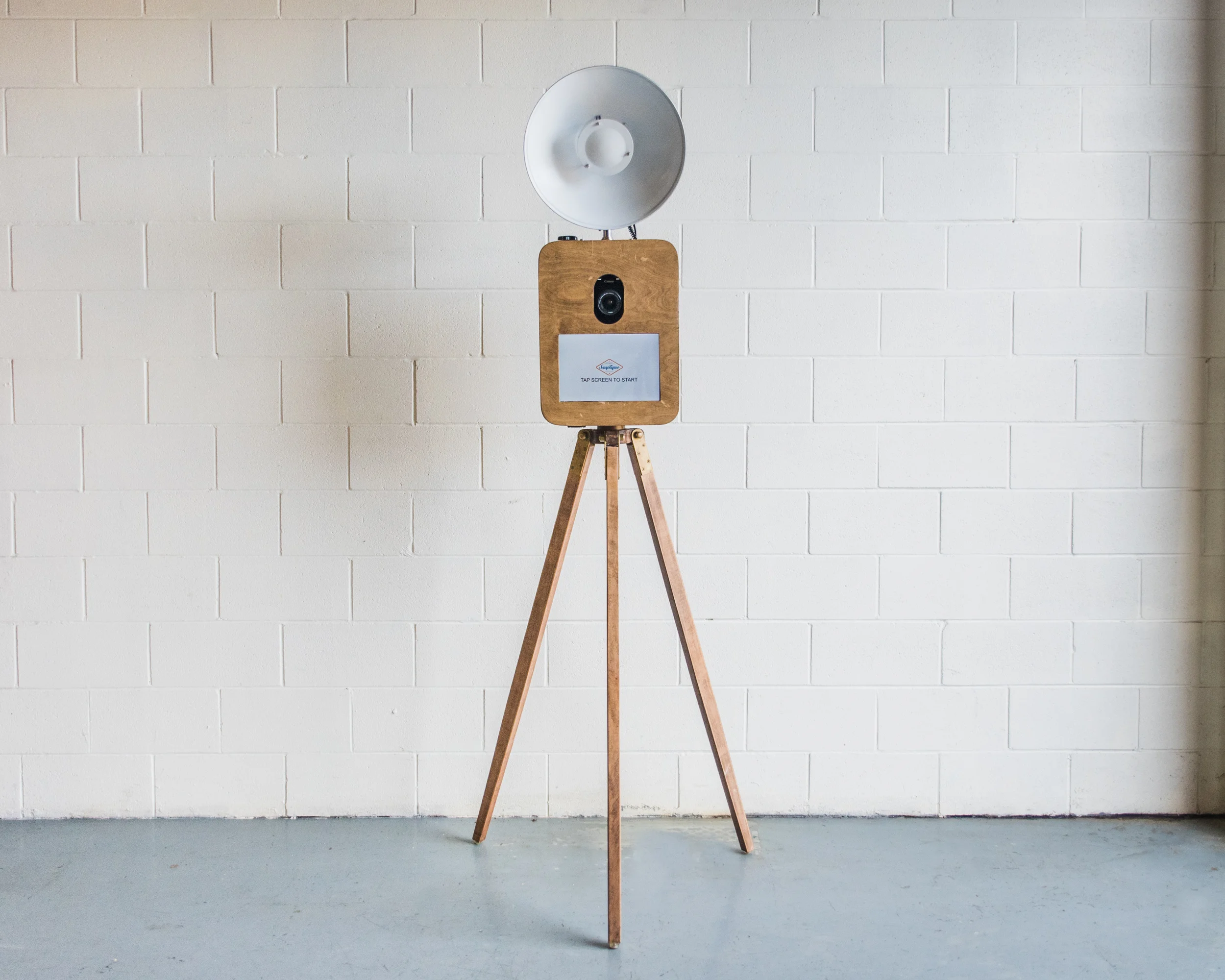Vintage Booth — Snaptique Photo Booths