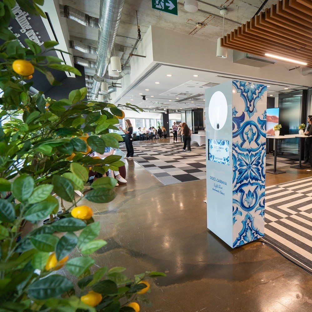 Our Compact Photo Booth, featuring a sleek Branded Wrap and eye-catching Backdrop, was perfectly set up and ready to capture all the excitement at @dolcegabbana&rsquo;s grand unveiling! We loved creating this immersive experience right there at the @