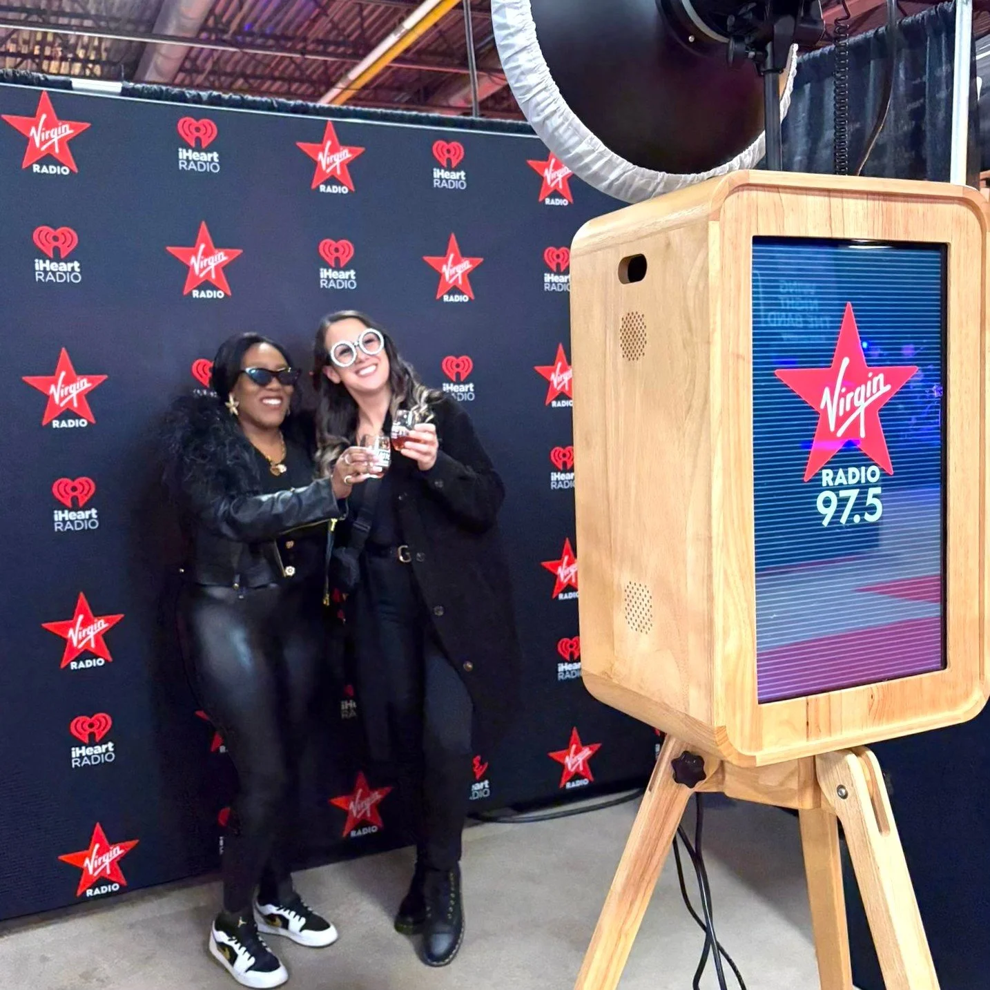 There&rsquo;s something special about pairing good wine, great food, and a timeless photo 📷🍷

Our Vintage Photo Booth spent two full days capturing memories at the Wine &amp; Food Show, welcoming thousands of guests through the Western Fair Distric