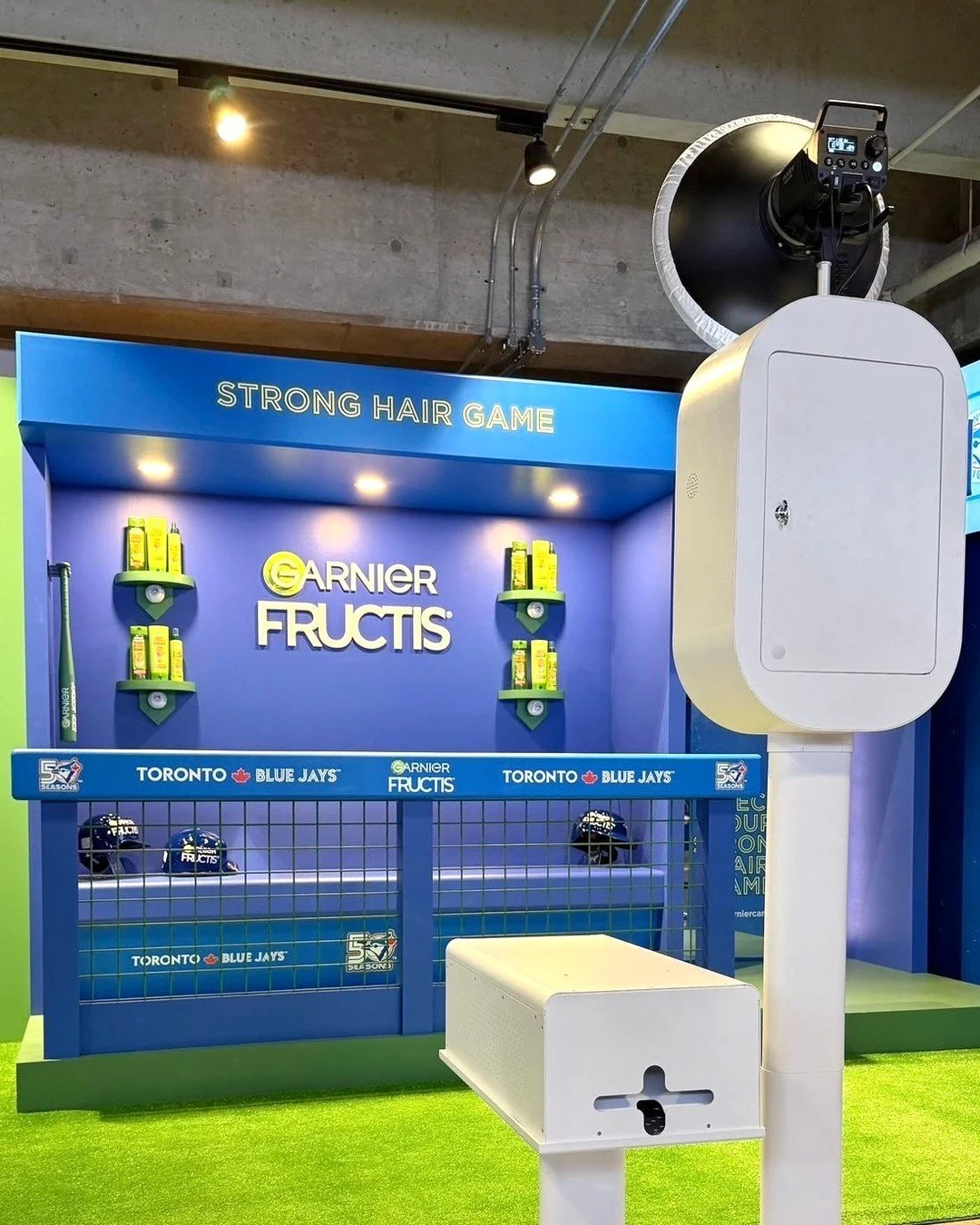 Serving looks and "Strong Hair Game".🔋

We brought our Modern Photo Booth to the @rogerscentre for @garniercan, providing an engaging photo experience for guests cheering the @bluejays toward a win.

We love being the ones to turn these ga