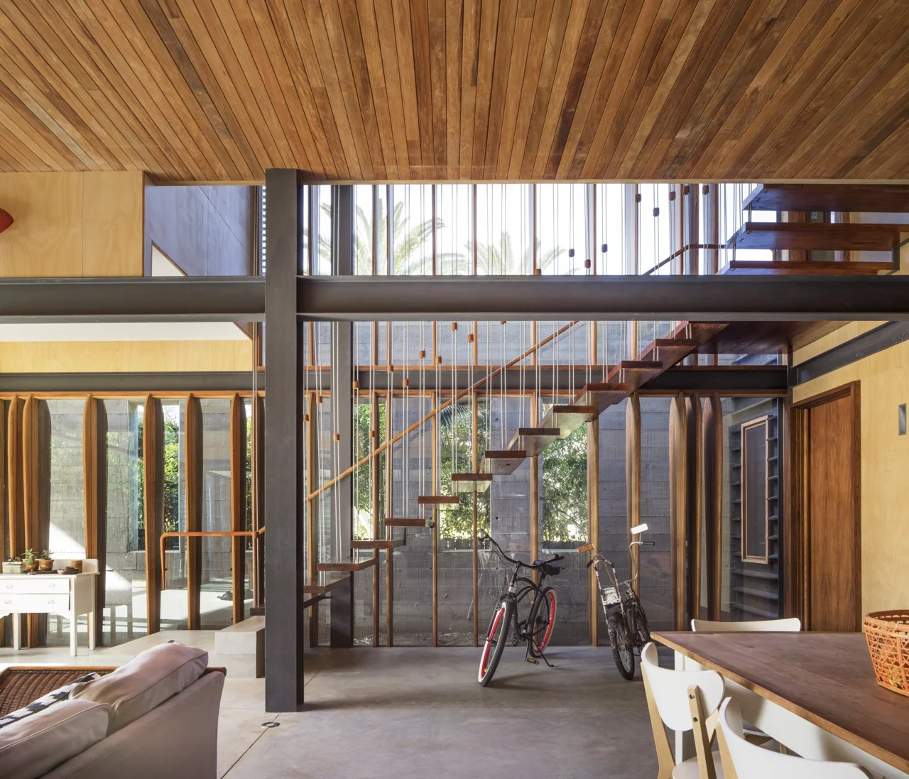 WB  NEWTON  039 V2 M.jpg