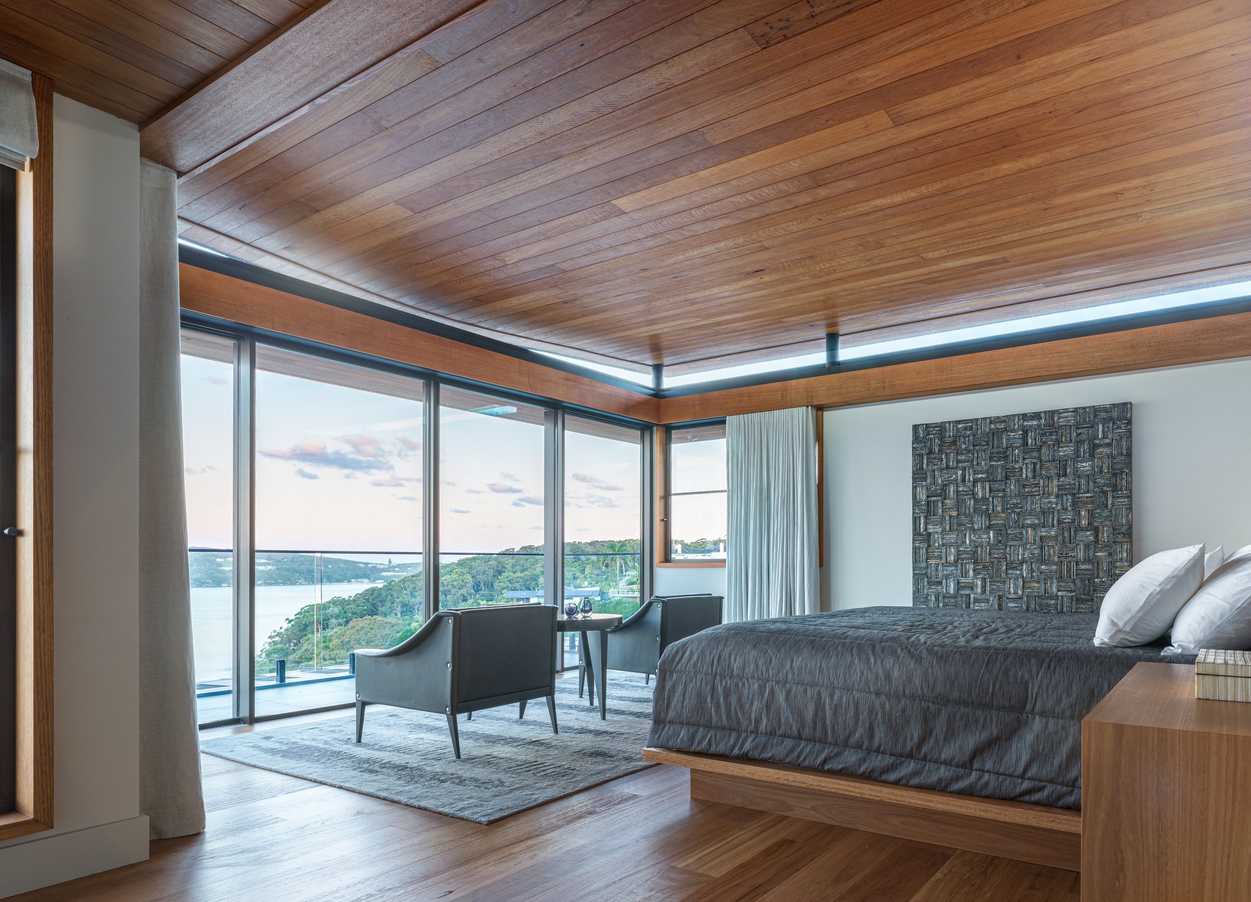 Newton Barda Tutus Rd 0847 HR.jpeg