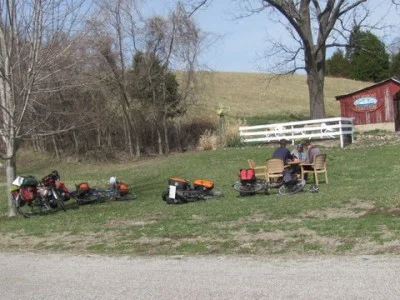 We stop for lunch in one of the many small towns.